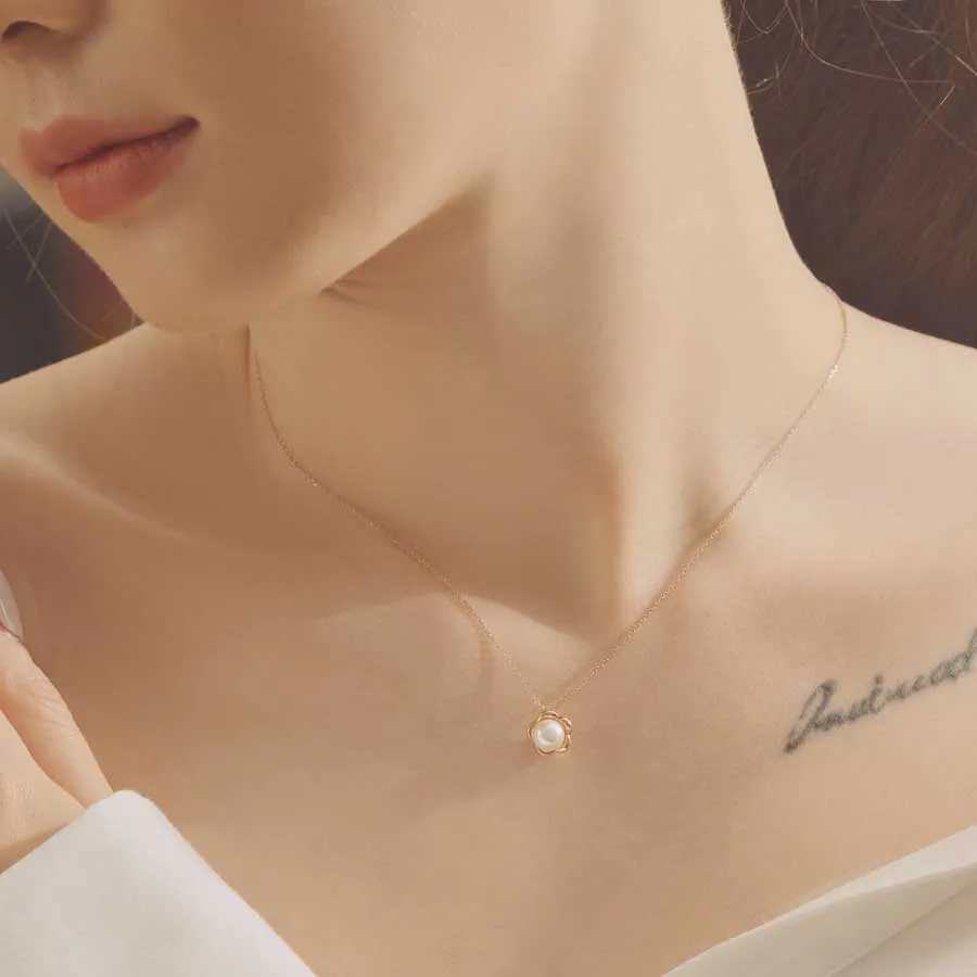 [14K Gold] Queens Necklace