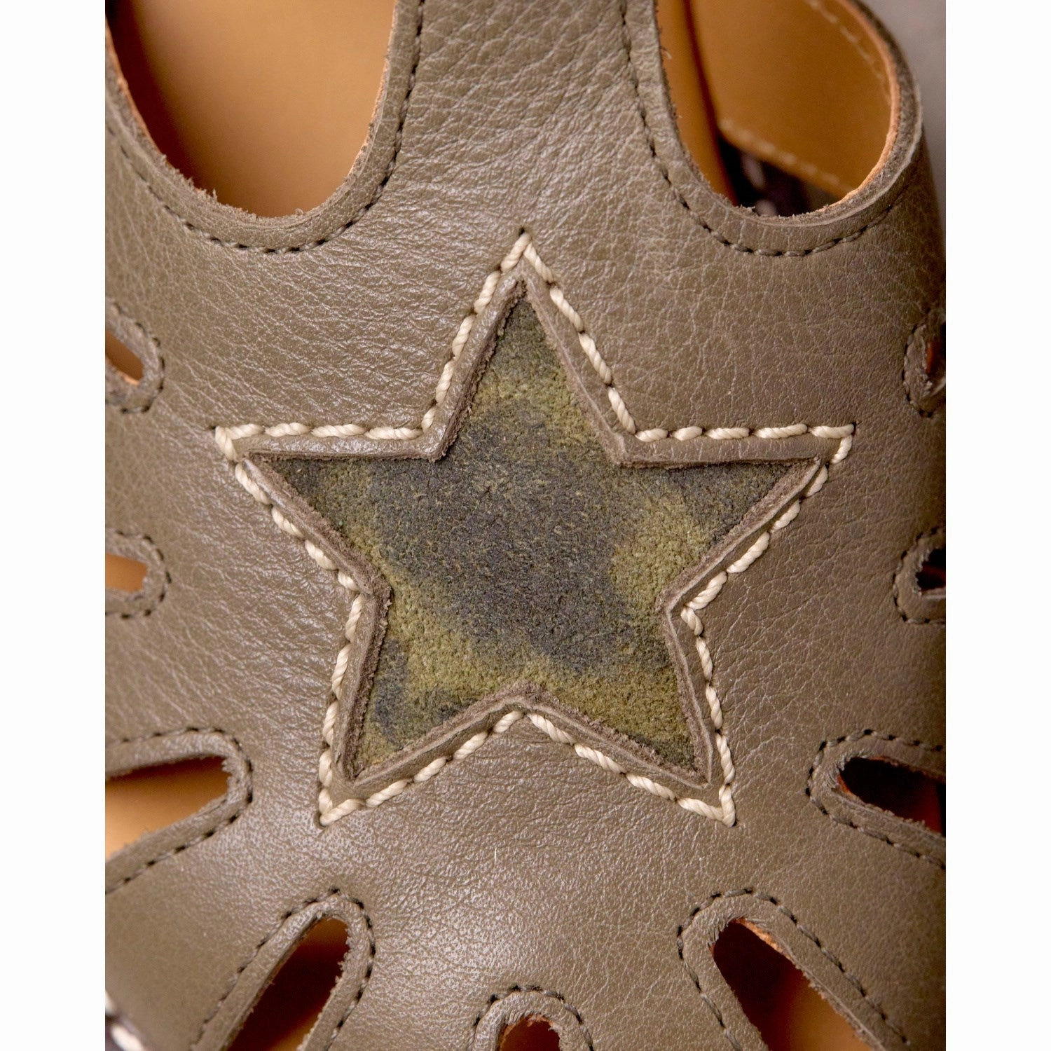 Angulus Forrest/Marshland print Leathersandal Med Stjernedetalje Brogues
