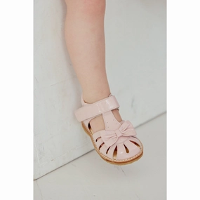 Angulus Rosebud Beginner Sandal Med Bow Og Velcro Fastening Wedding shoes Dance shoes