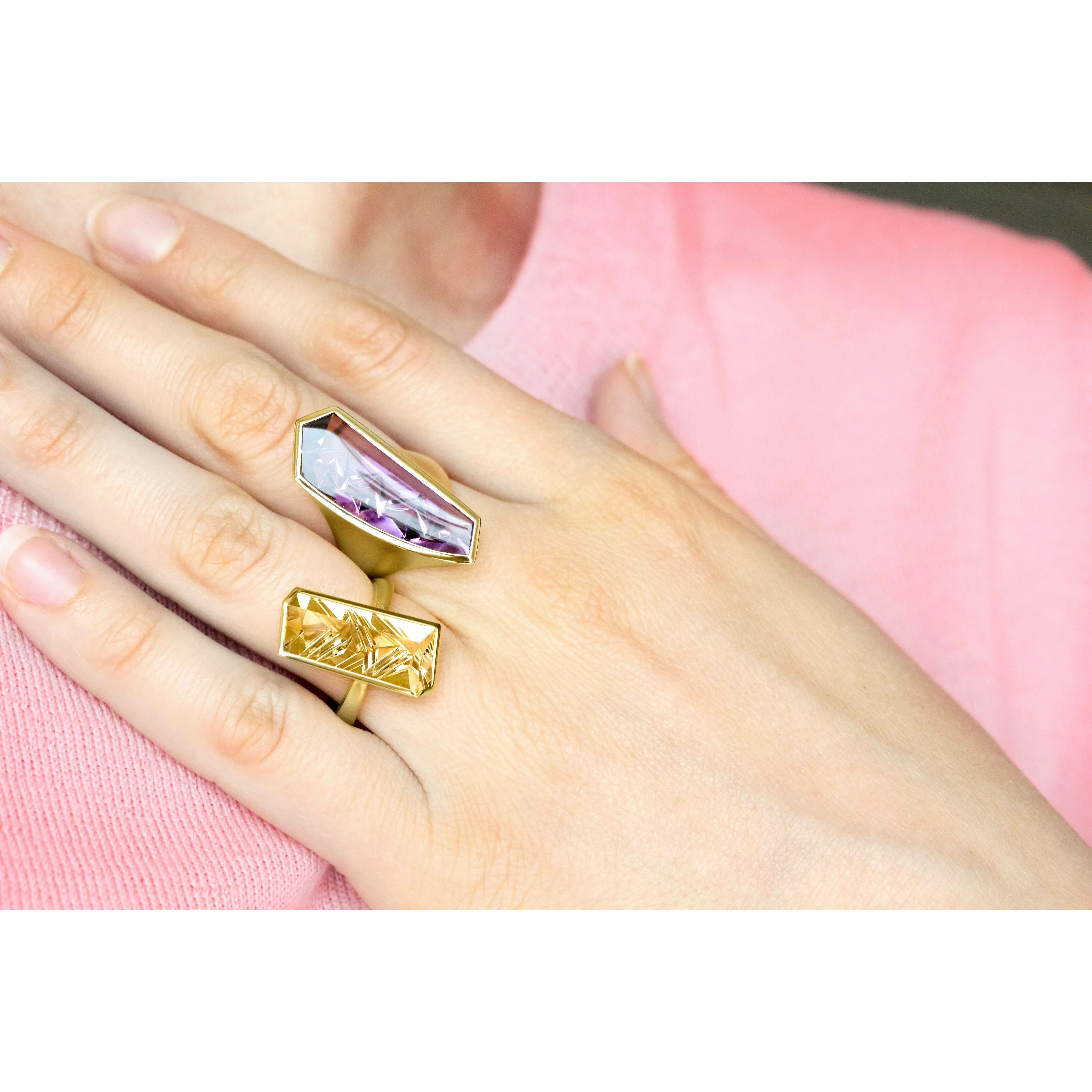 Atelier Munsteiner Vivid Fancy Cut Golden Beryl One of a Kind Vertical Bar Ring