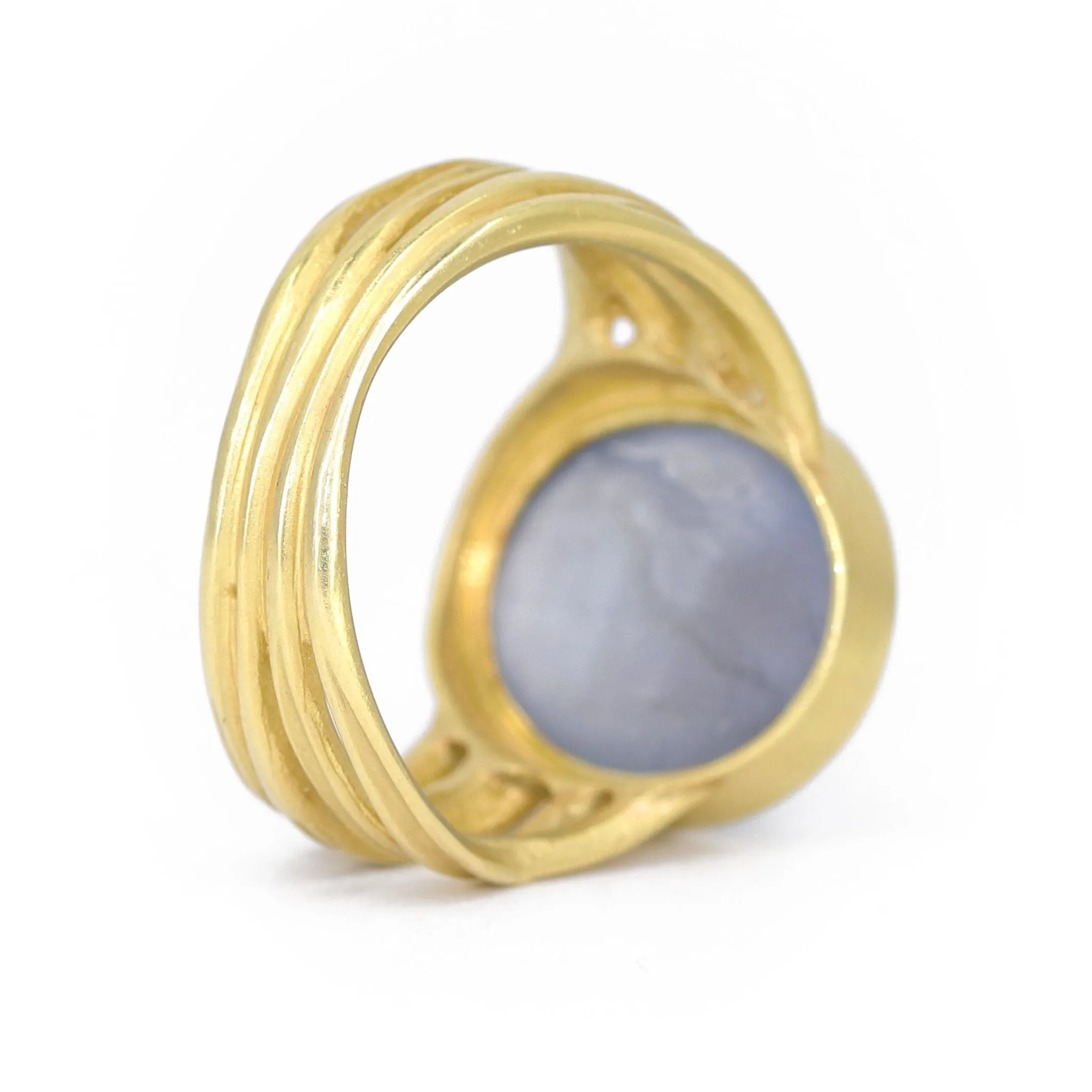 Barbara Heinrich Star Sapphire One of a Kind Gold Ribbon Ring