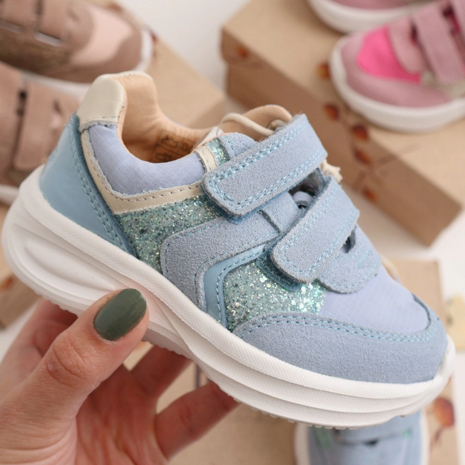 Basketball shoes Bisgaard Sky Glitter Yuki Glitter Velcro Shoe