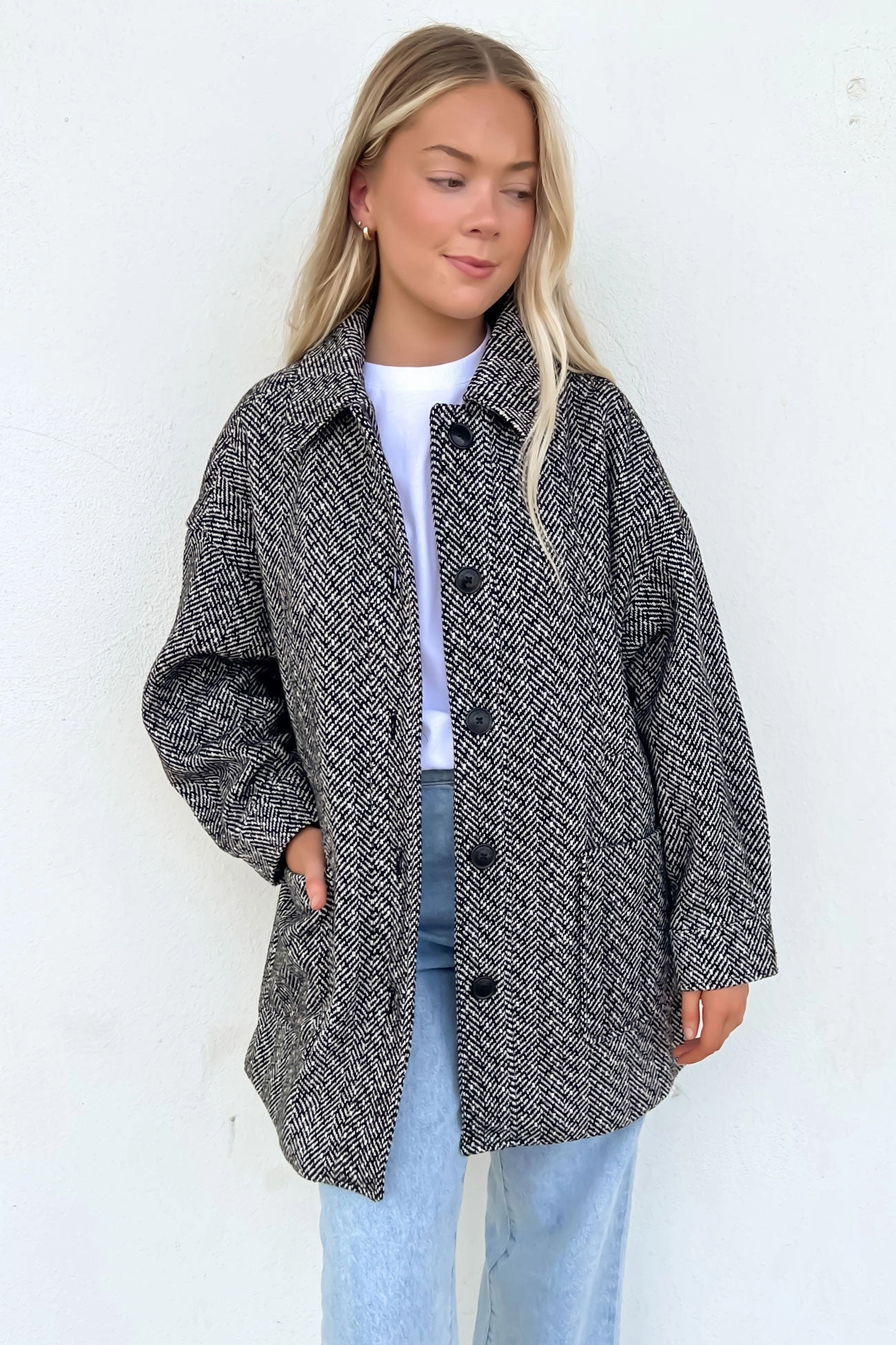 Beegy Coat Heather Grey sale wallpaper