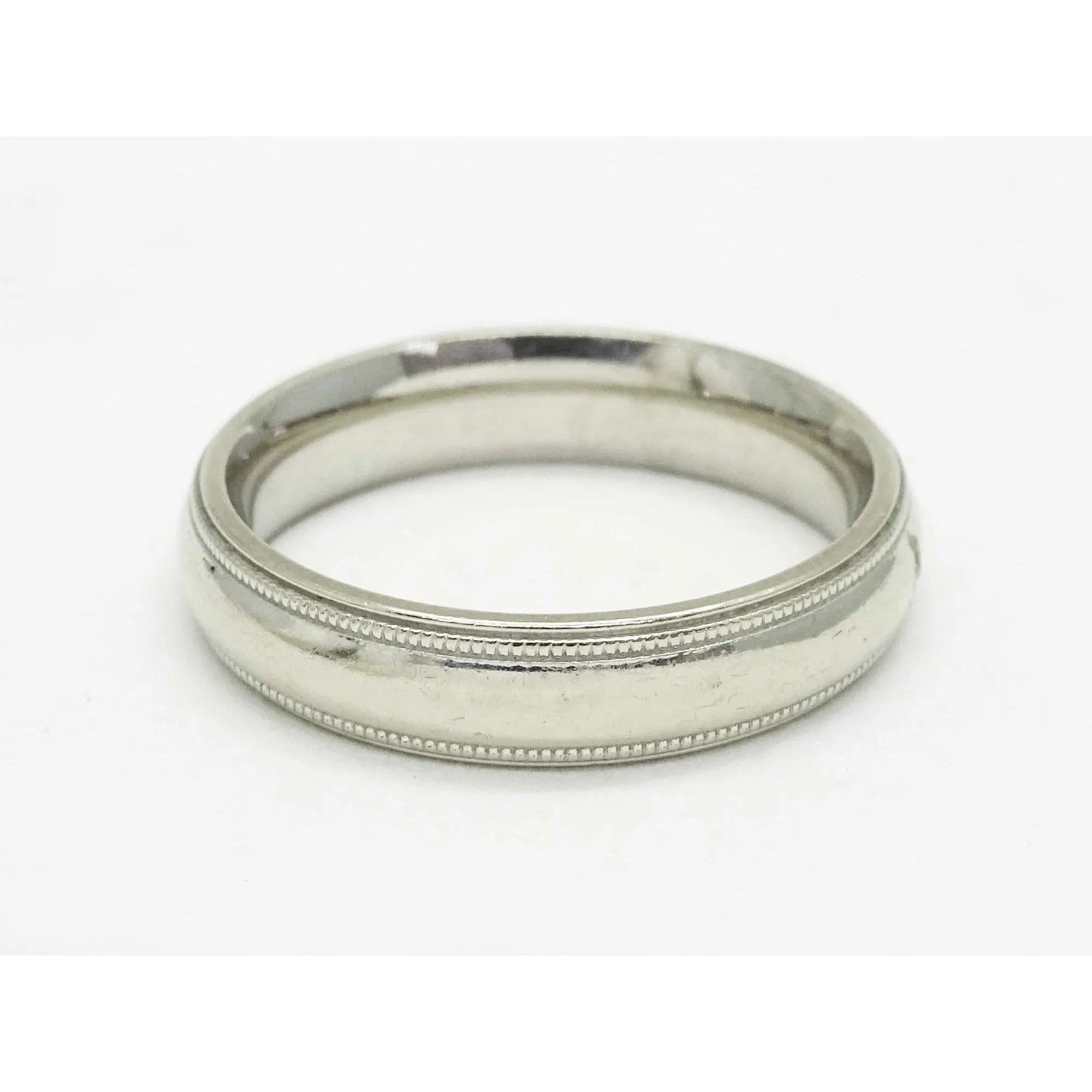 Camelot 4mm Wide Milgrain Edge Comfort Fit Wedding Band 14k White Gold Size 6