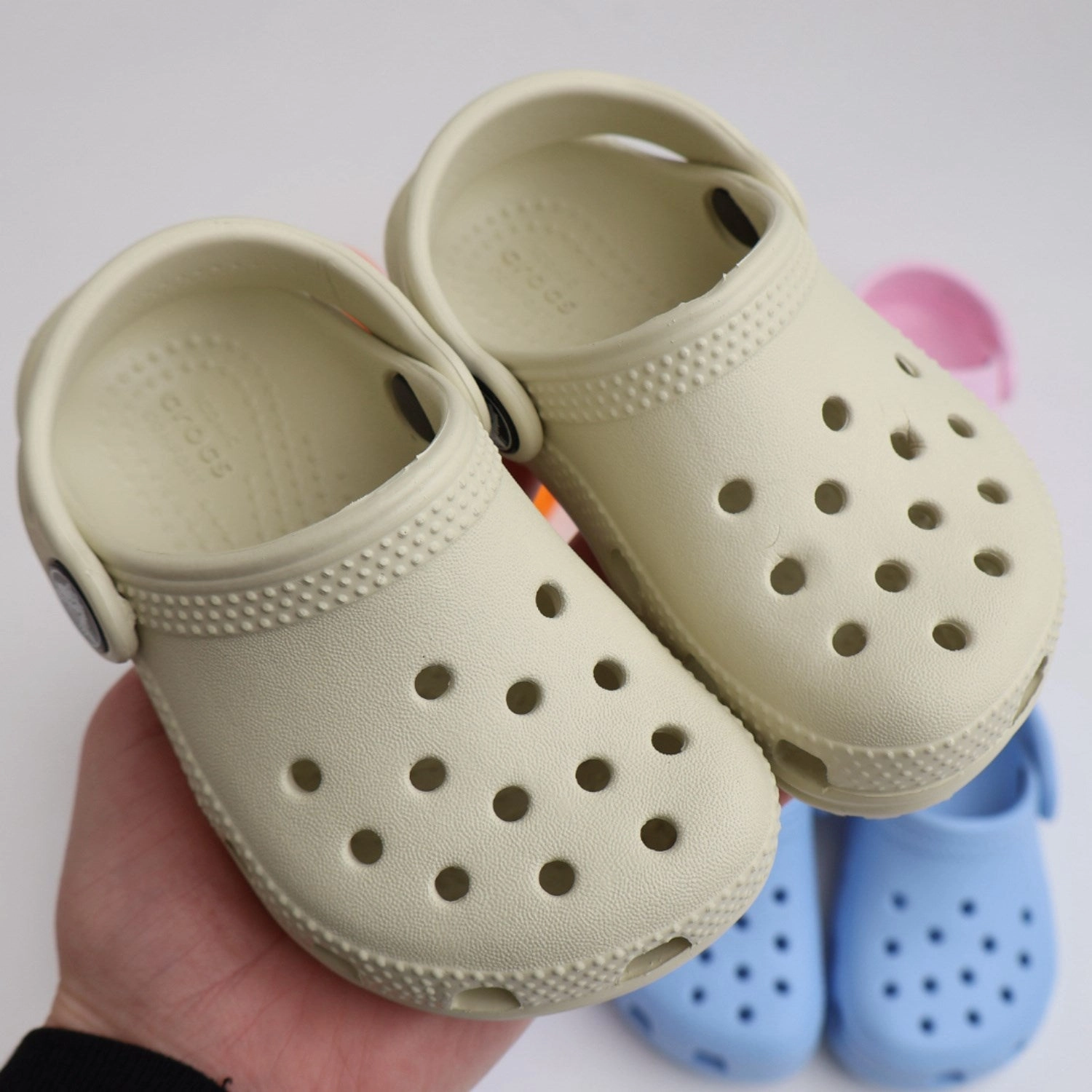 Crocs Linen Classic Clog Water shoes