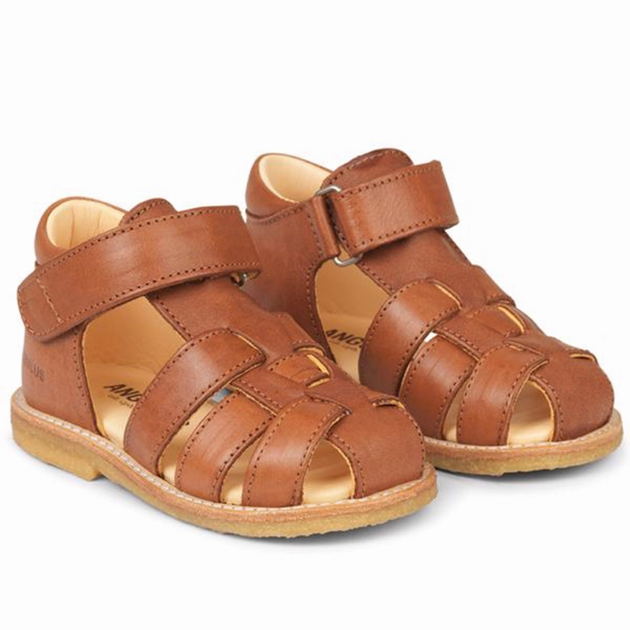 Cushioned insoles Angulus Sandal w. Closed Toe and Velcro Cognac Slip-resistant