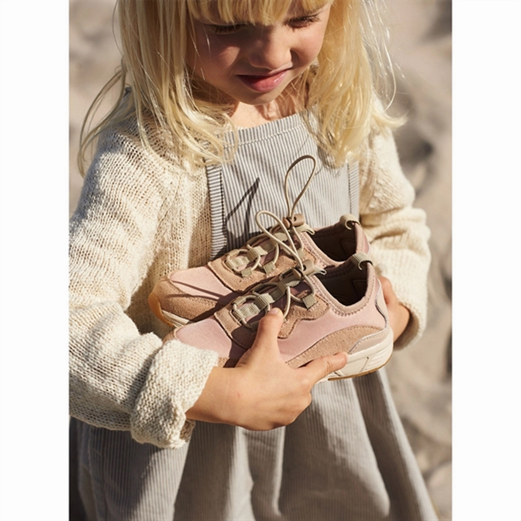 Cushioned insoles Wheat Slip On Shoe Arta Beige Rose