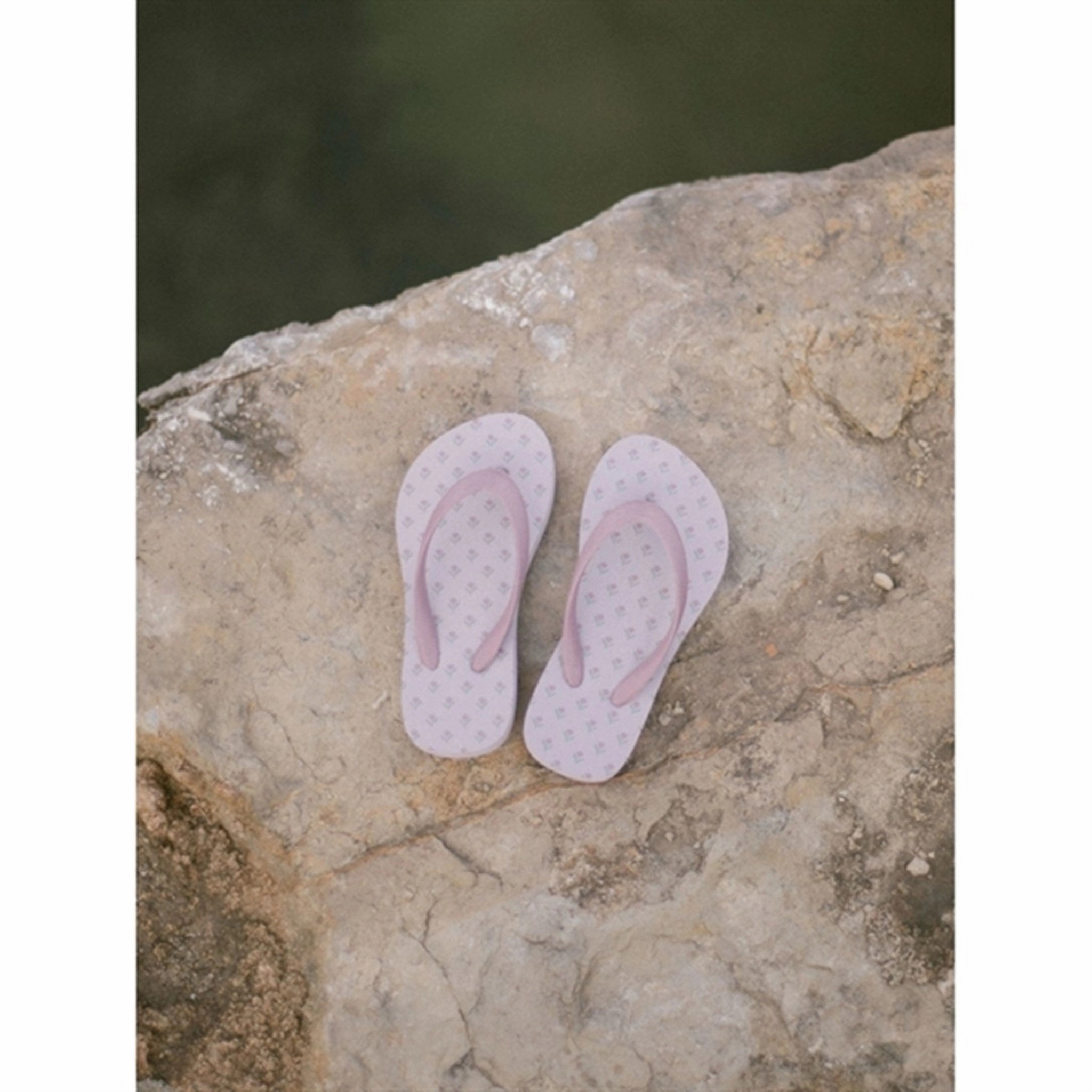 Dance shoes Lil'Atelier Violet Ice Fifer Flip Flop