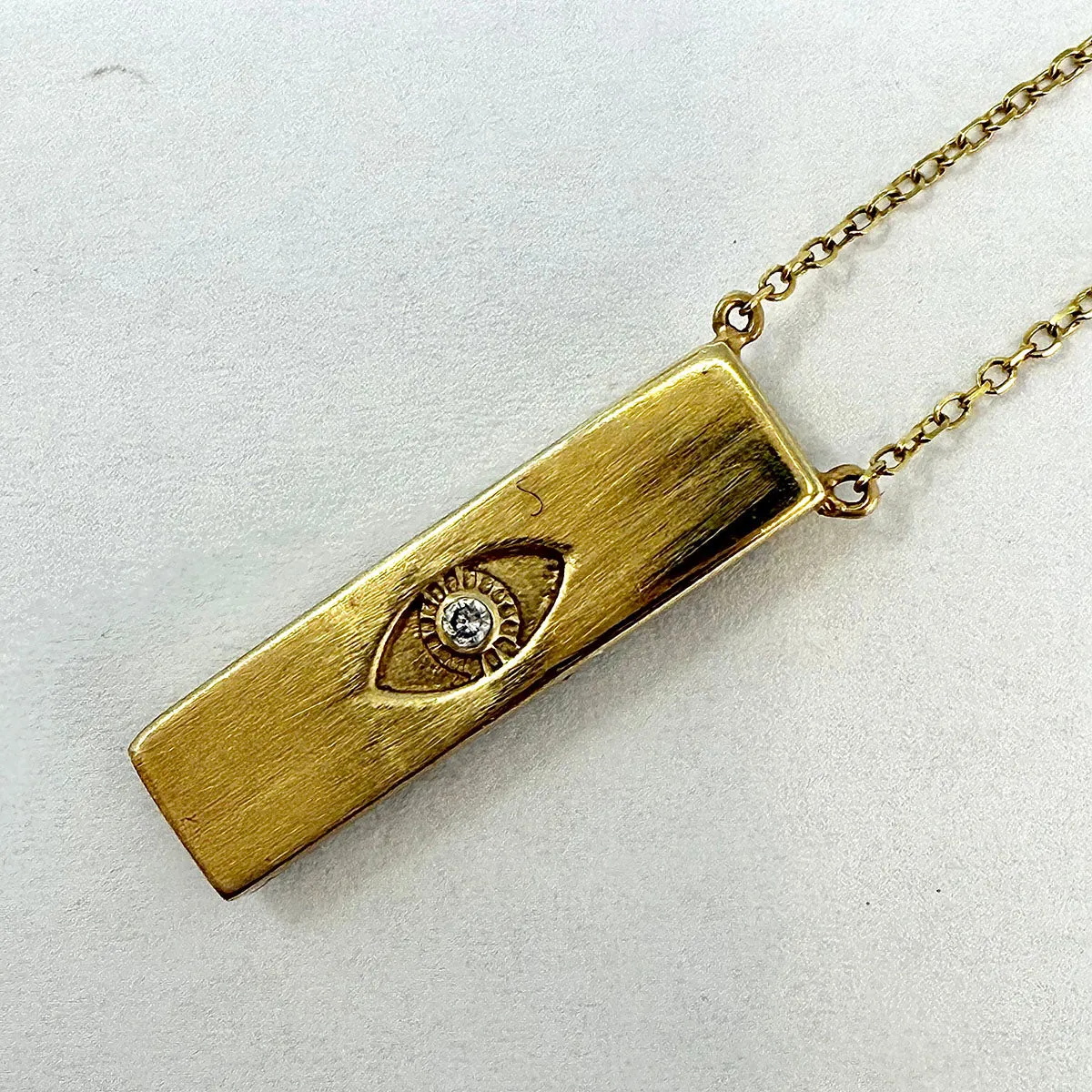 Darsana 14K Gold Diamond Pendant Necklace
