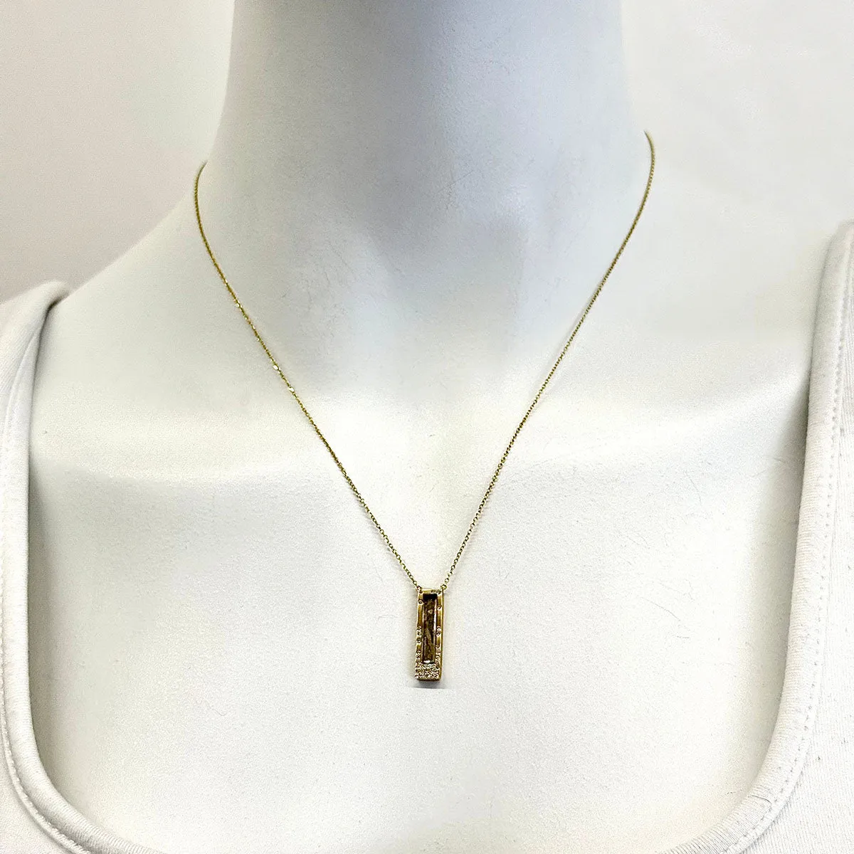 Darsana 14K Gold Diamond Pendant Necklace