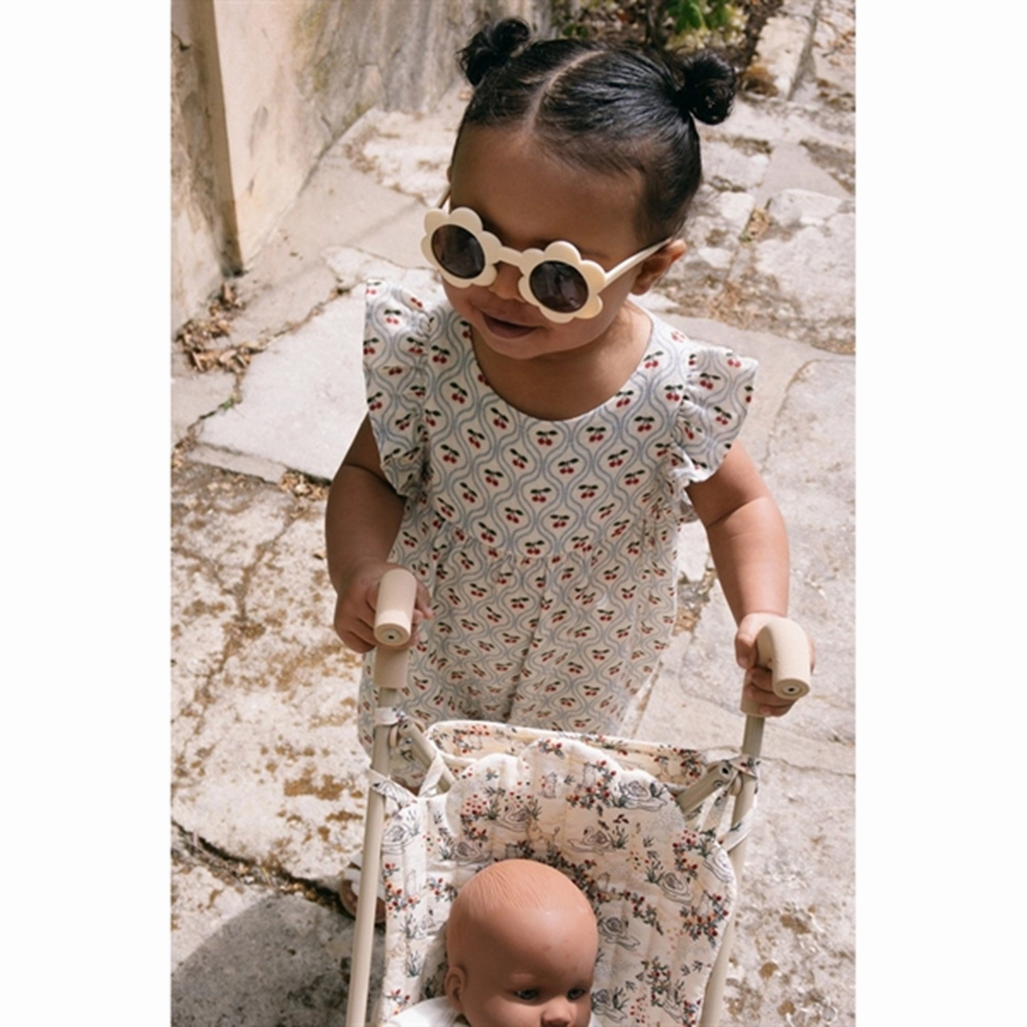Effortless Konges Sljd Cherry Motif Coco Frill Romper