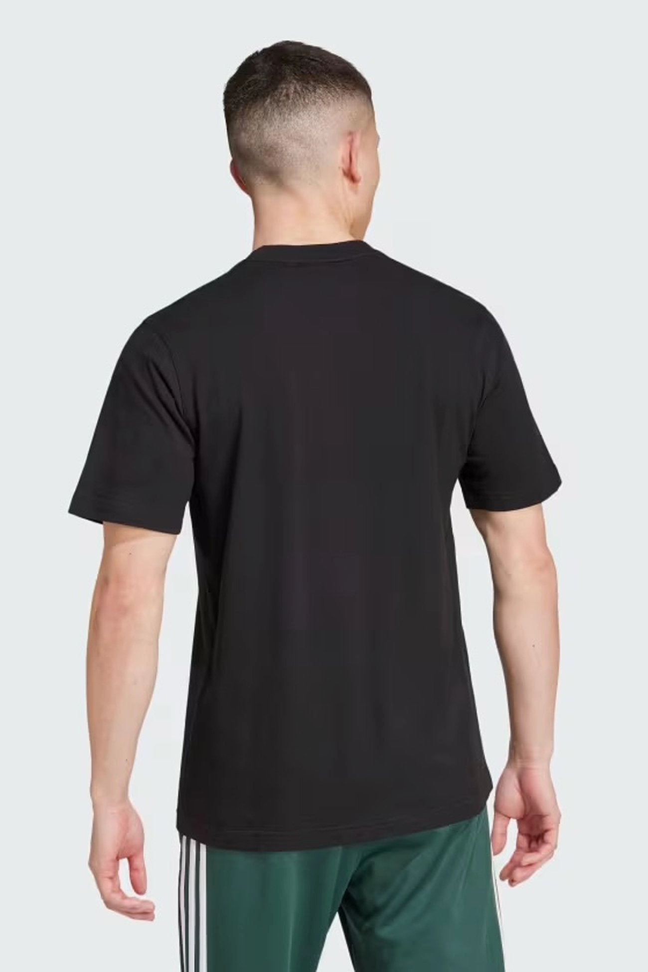 Essential Tee Black sale double beds