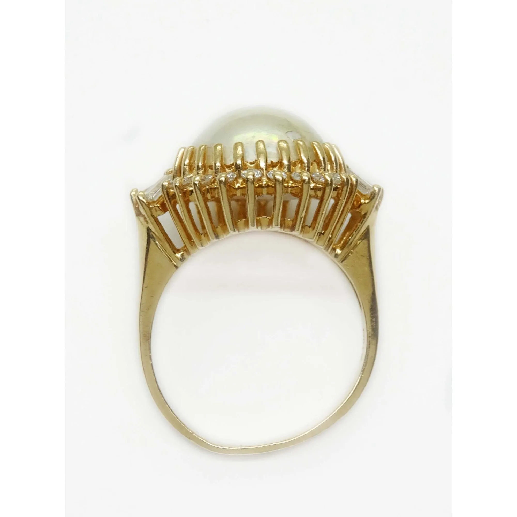 Estate Mabe Pearl Cabochon & Earth Mined Diamond Halo Ring 14k Gold Size 6.75