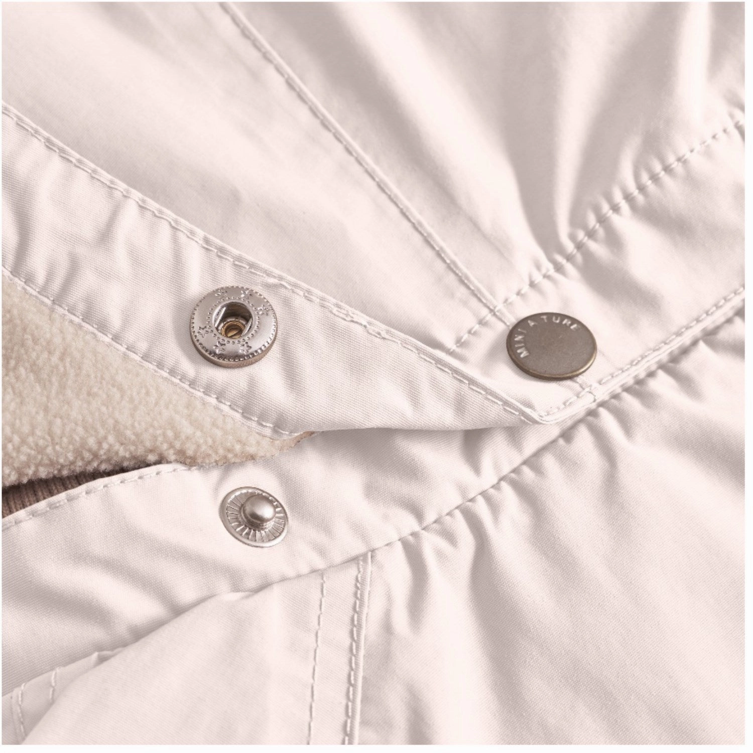 Fashionable Mini A ture Silver Peony Wai Fleece Lined Spring Jacket. GRS