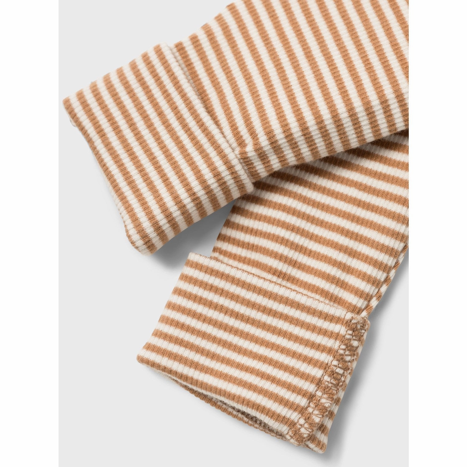 Formal Name It Almond Berro Long Johns
