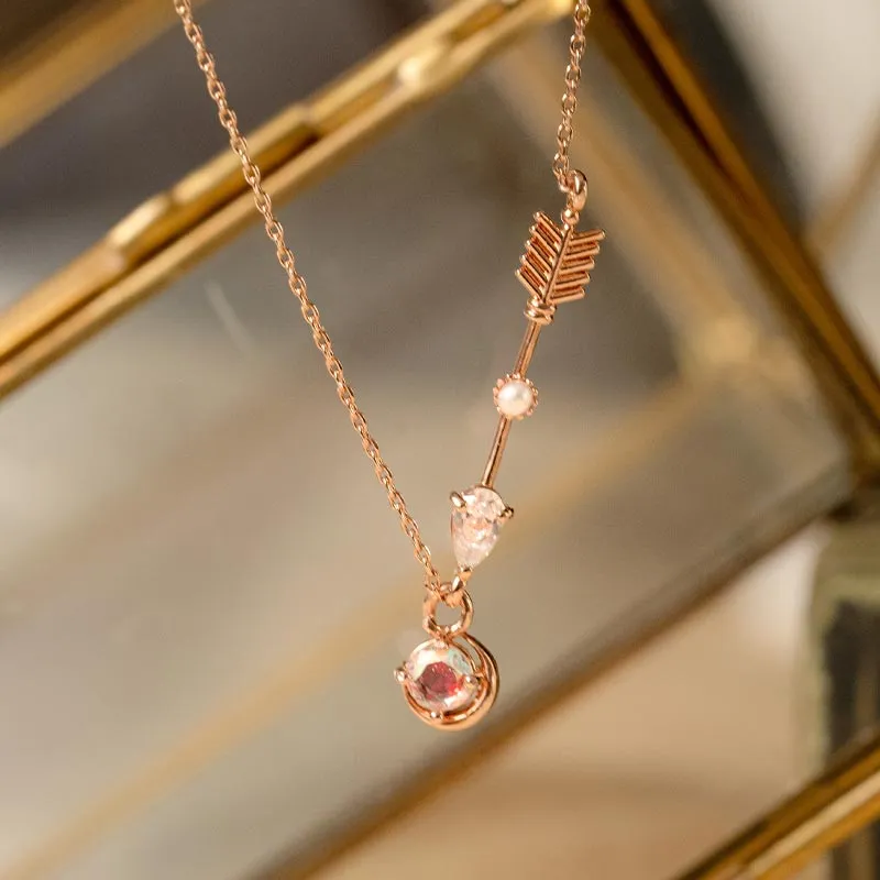 Goddess of Moon_Artemis - Arrow Shine Necklace