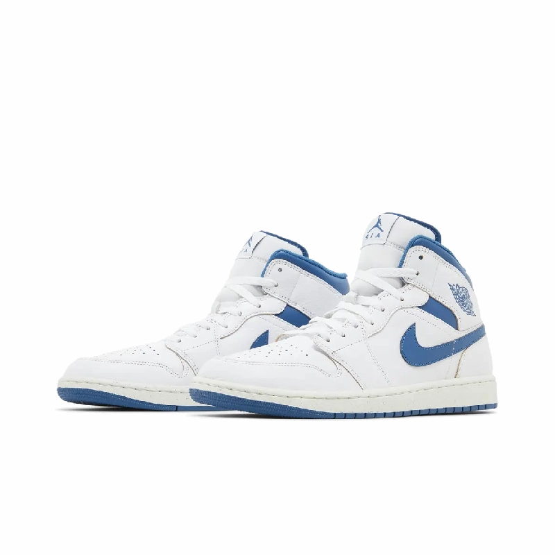Iconic pieces Jordan 1 Mid SE Industrial Blue