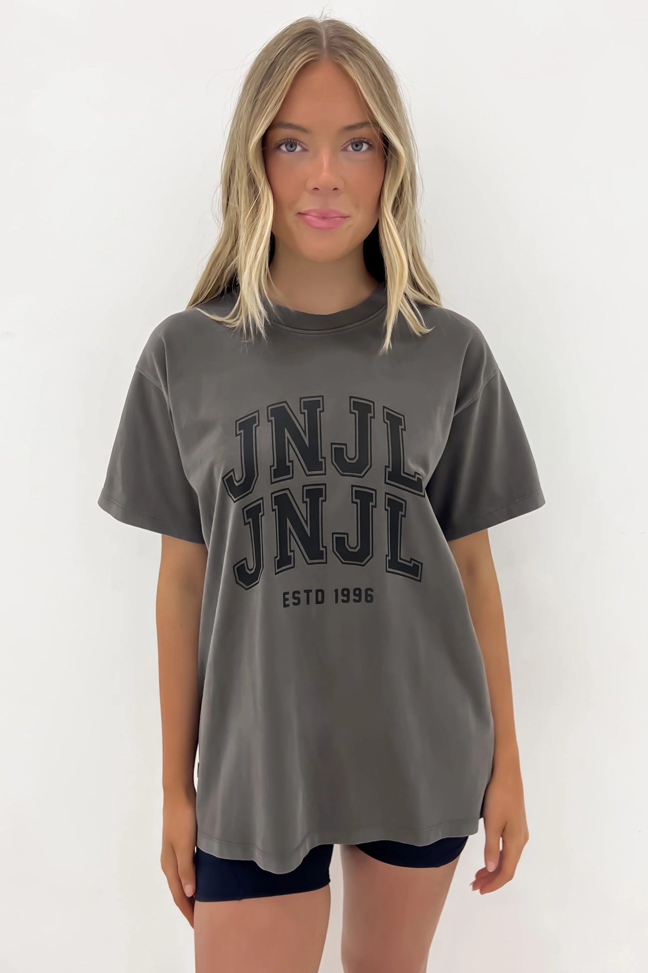 JNJL League Tee Charcoal sale fashion