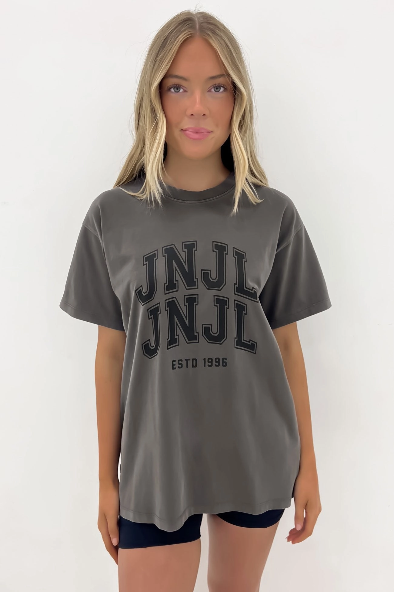 JNJL League Tee Charcoal sale fashion