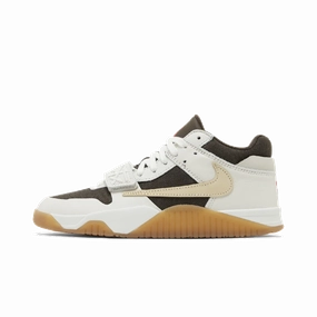 Jordan Jumpman Jack TR Travis Scott Sail Luxury footwear Elegant cuts