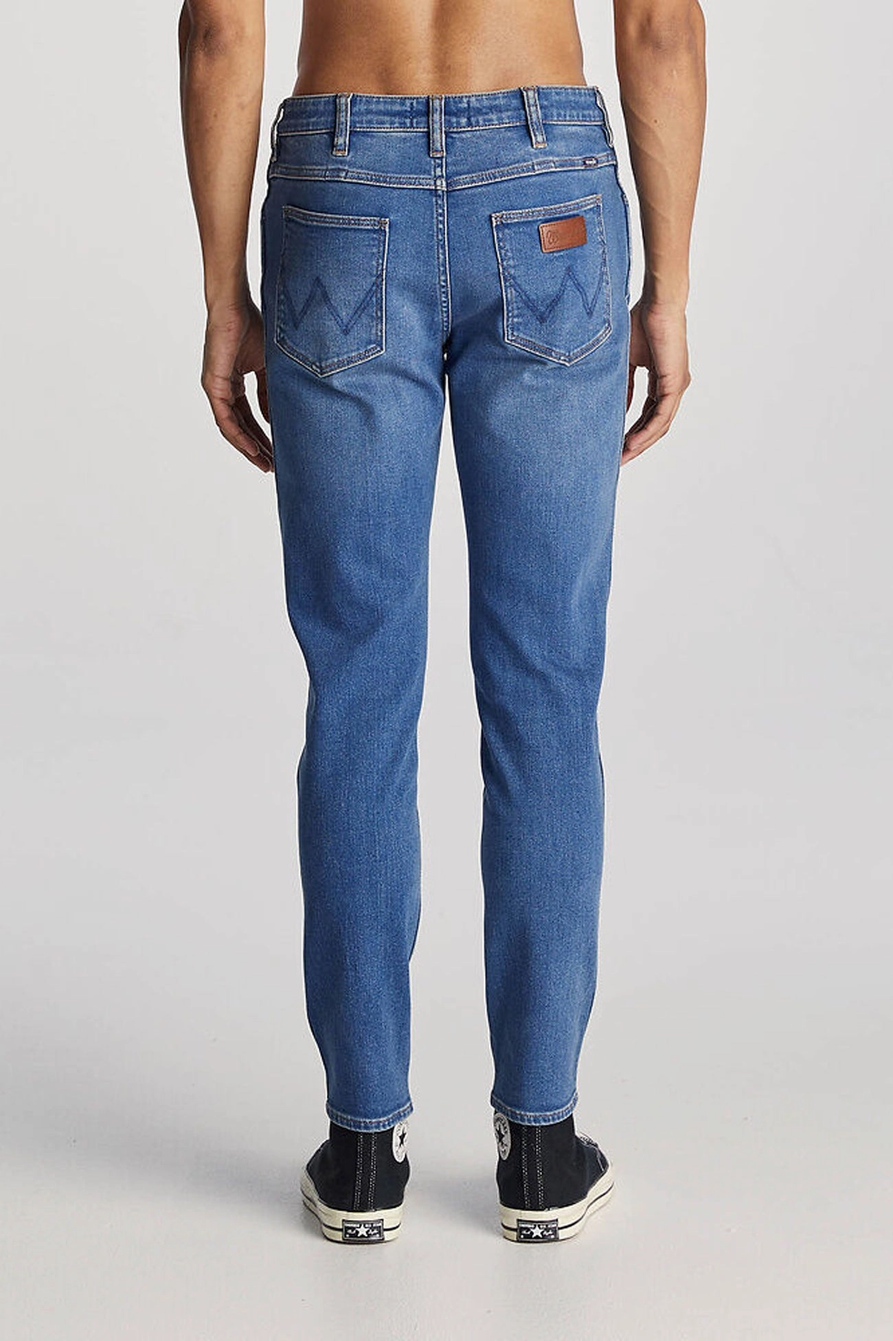kerastase sale Stomper Jean Two Hands Blue