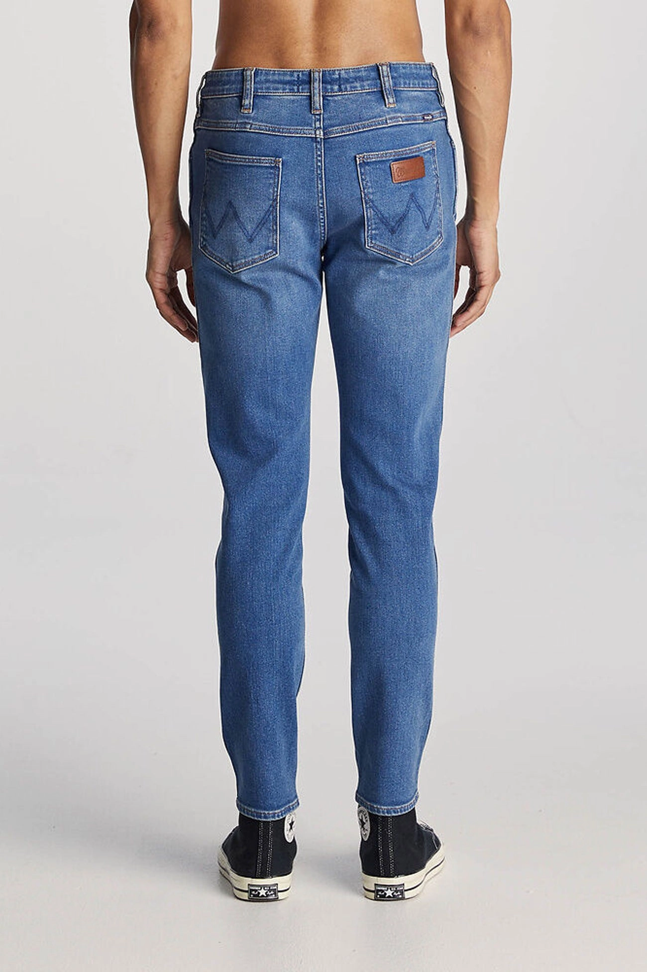 kerastase sale Stomper Jean Two Hands Blue