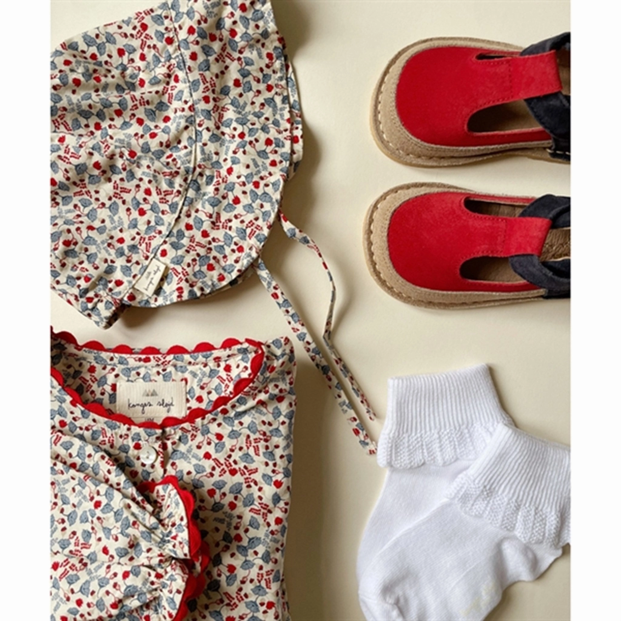 Konges Sljd Esmee Sandal Suede Tricolore Durable shoes