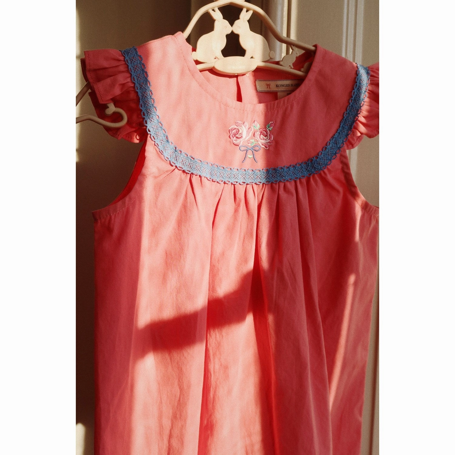 Konges Sljd Strawberry Ice Nella Romper GOTS Subtle