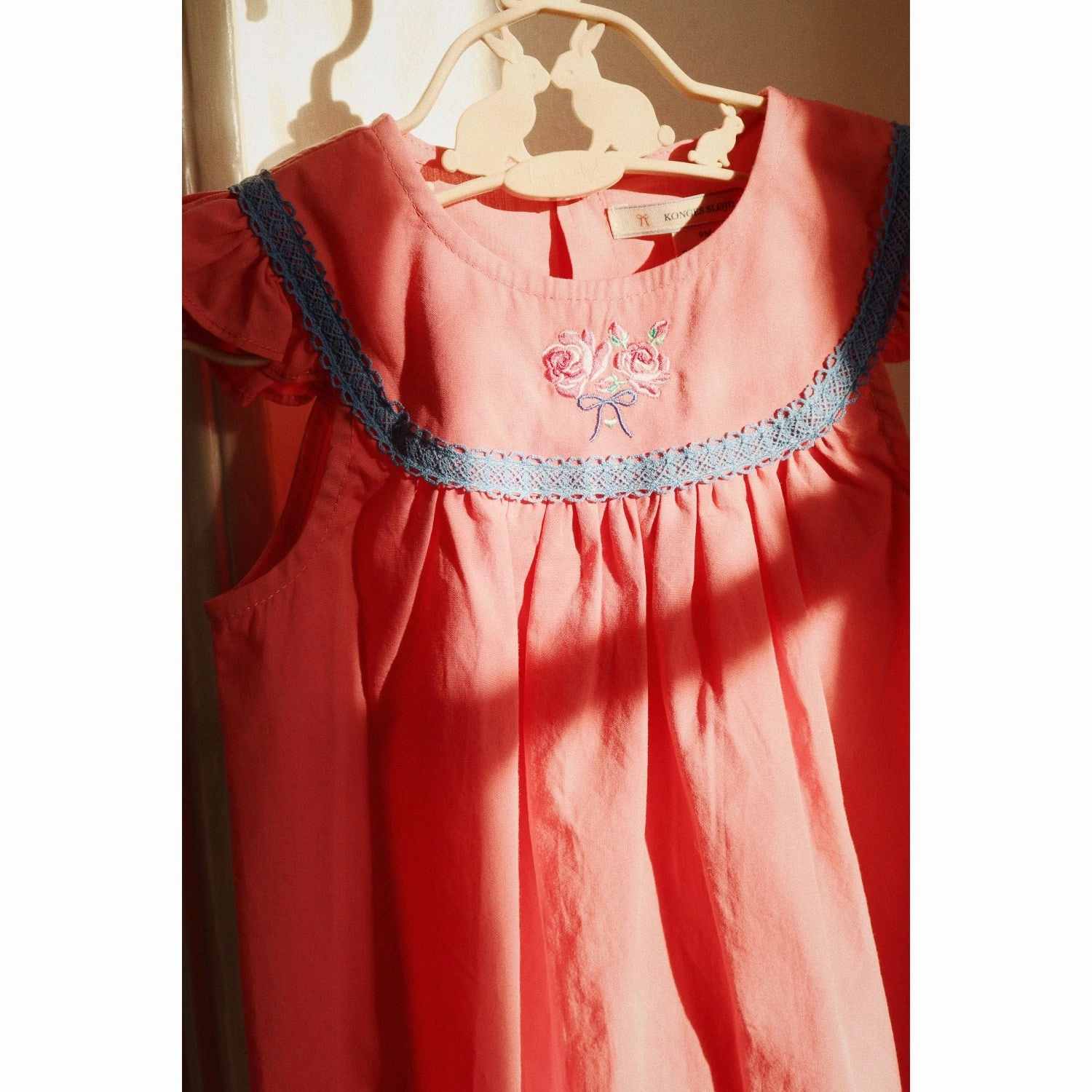 Konges Sljd Strawberry Ice Nella Romper GOTS Subtle