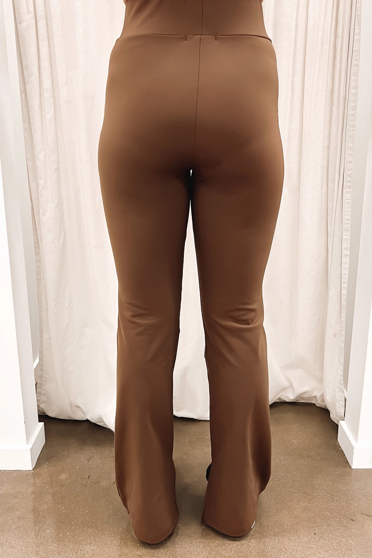 Leighton Flare Pant Brown hoka sale