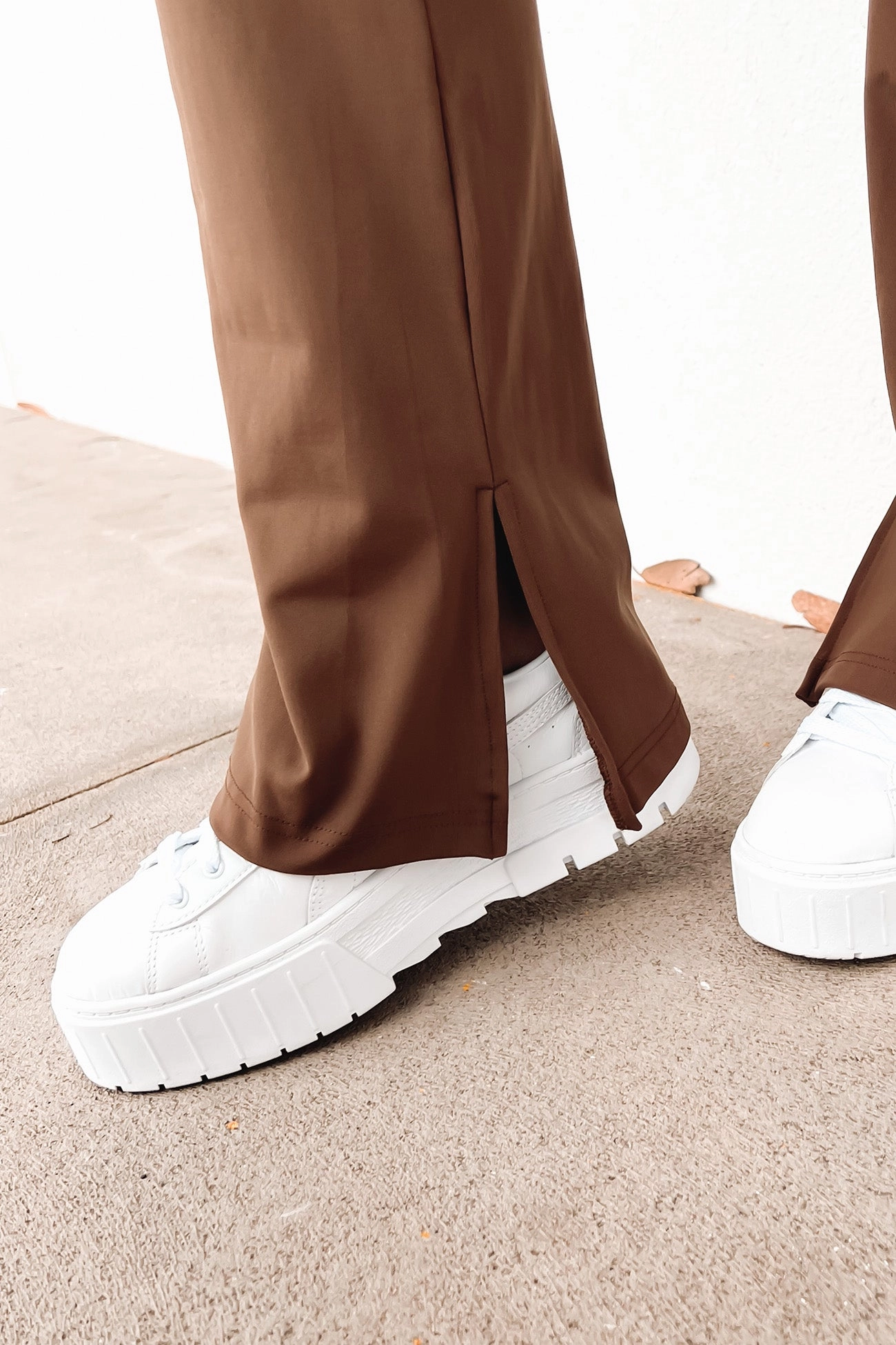 Leighton Flare Pant Brown hoka sale