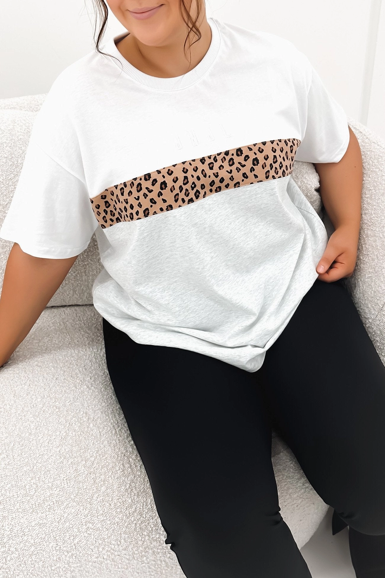 Leopard Panel Up Tee Snow Marle kitchen sale