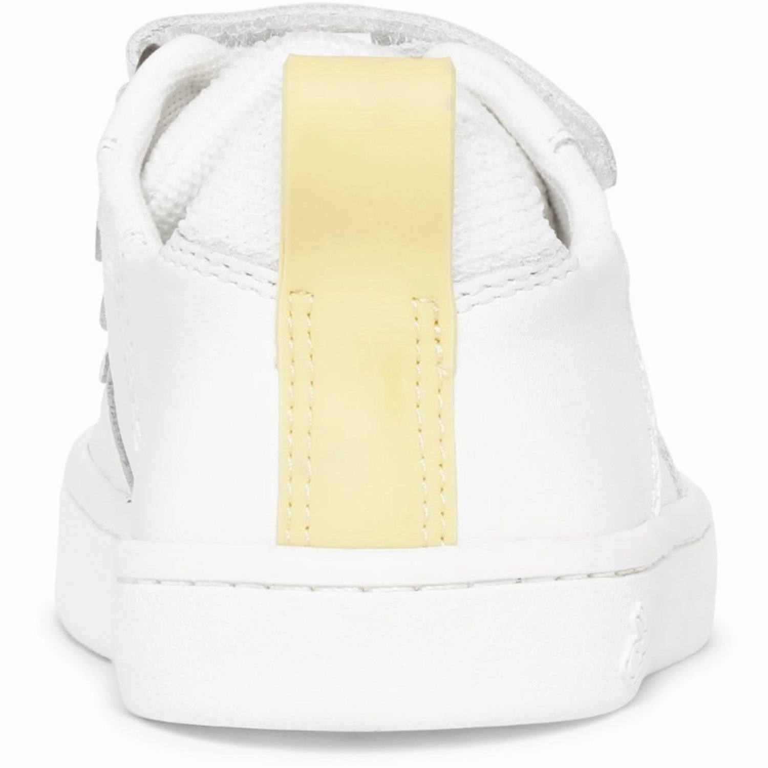 Low-top shoes Bundgaard White Coda