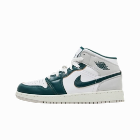 Luxury details Jordan 1 Mid SE Oxidized Green (GS) Premium craftsmanship