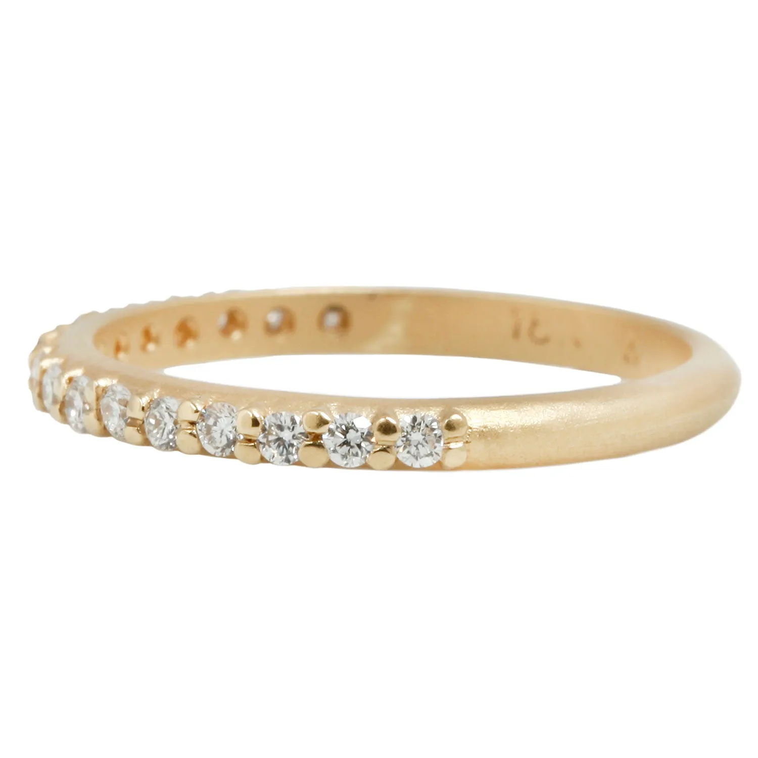 Medium Pav?? Diamond Band