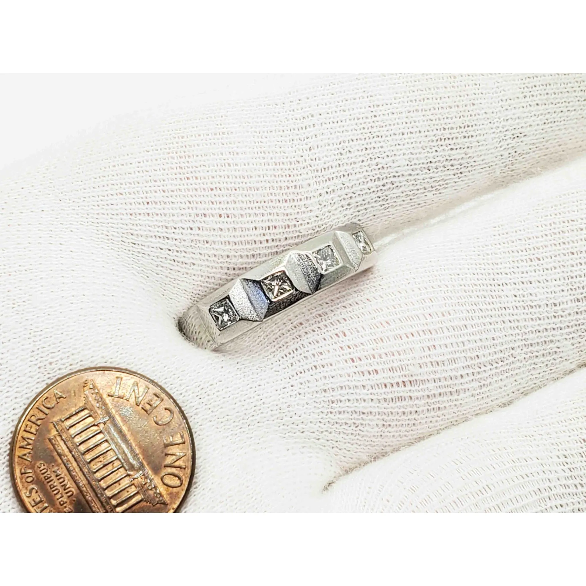 Men's 0.52 ctw Diamond Platinum Band Ring Size 9.5