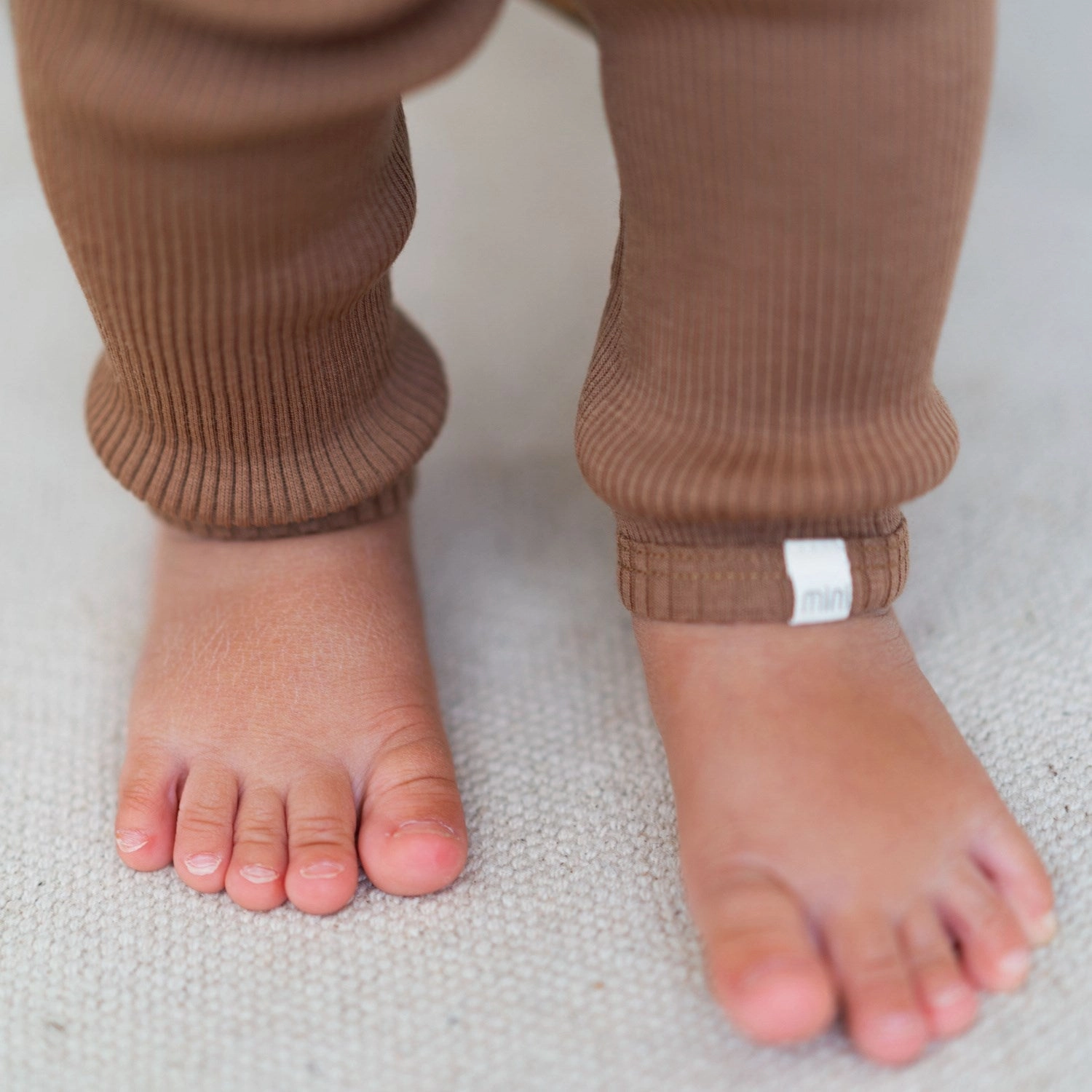 Minimalisma Toffee Arona Leggings Style