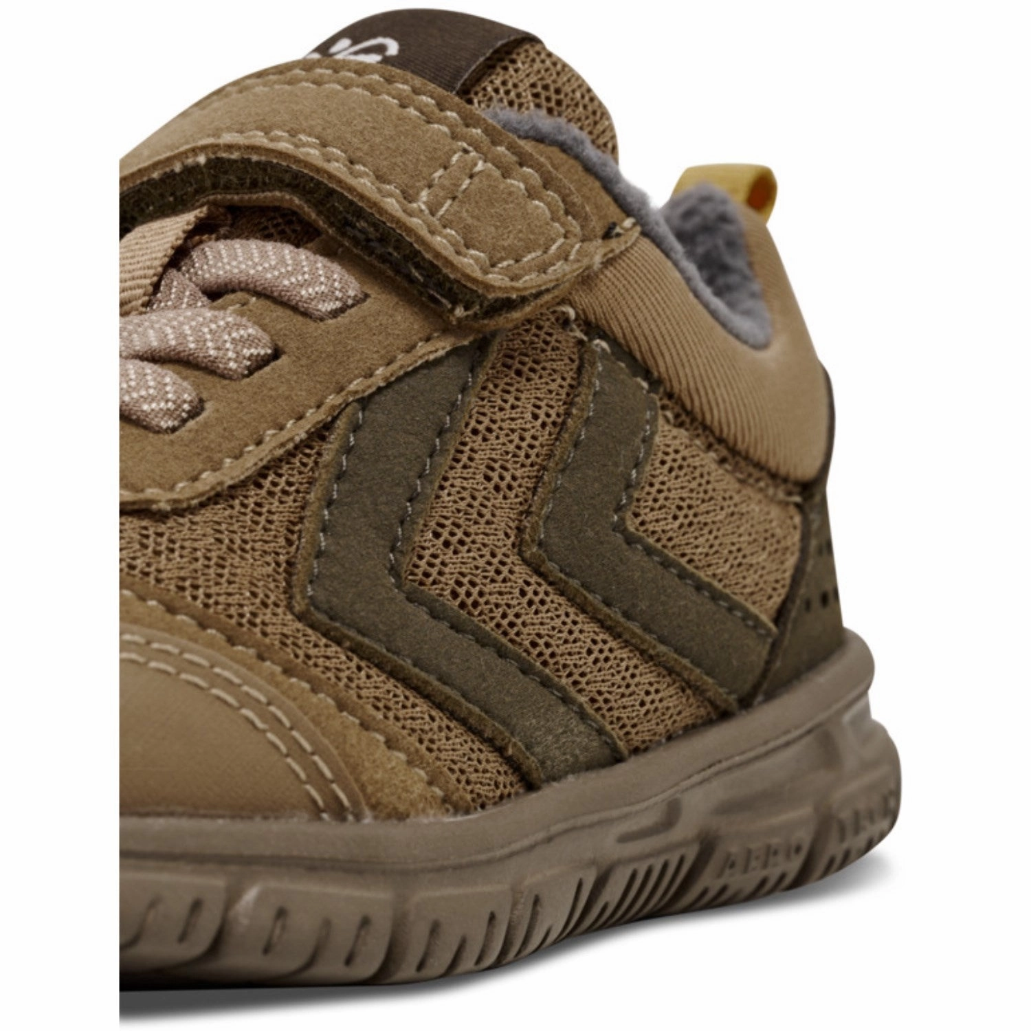 Modern shoes Hummel Ermine Crosslite Winter Infant Sneakers