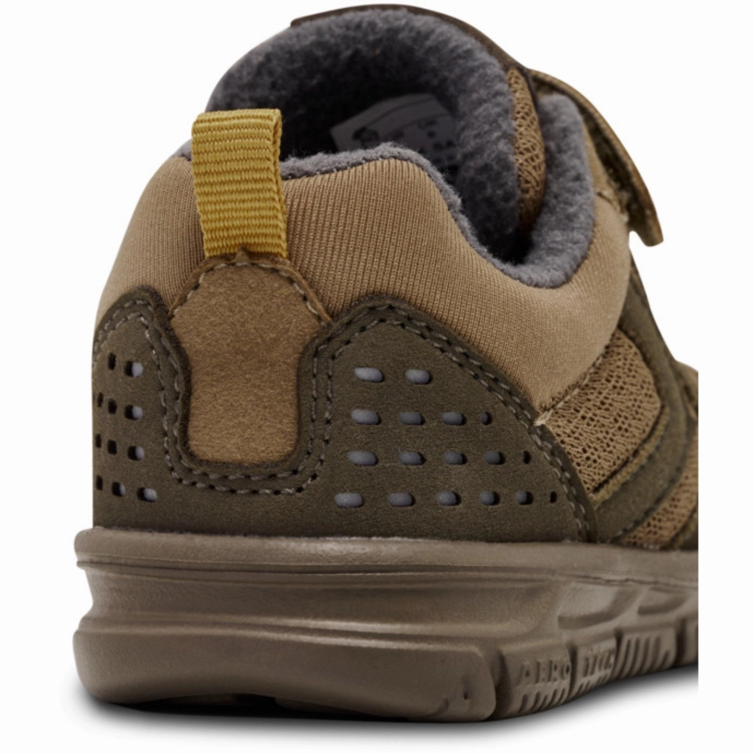 Modern shoes Hummel Ermine Crosslite Winter Infant Sneakers