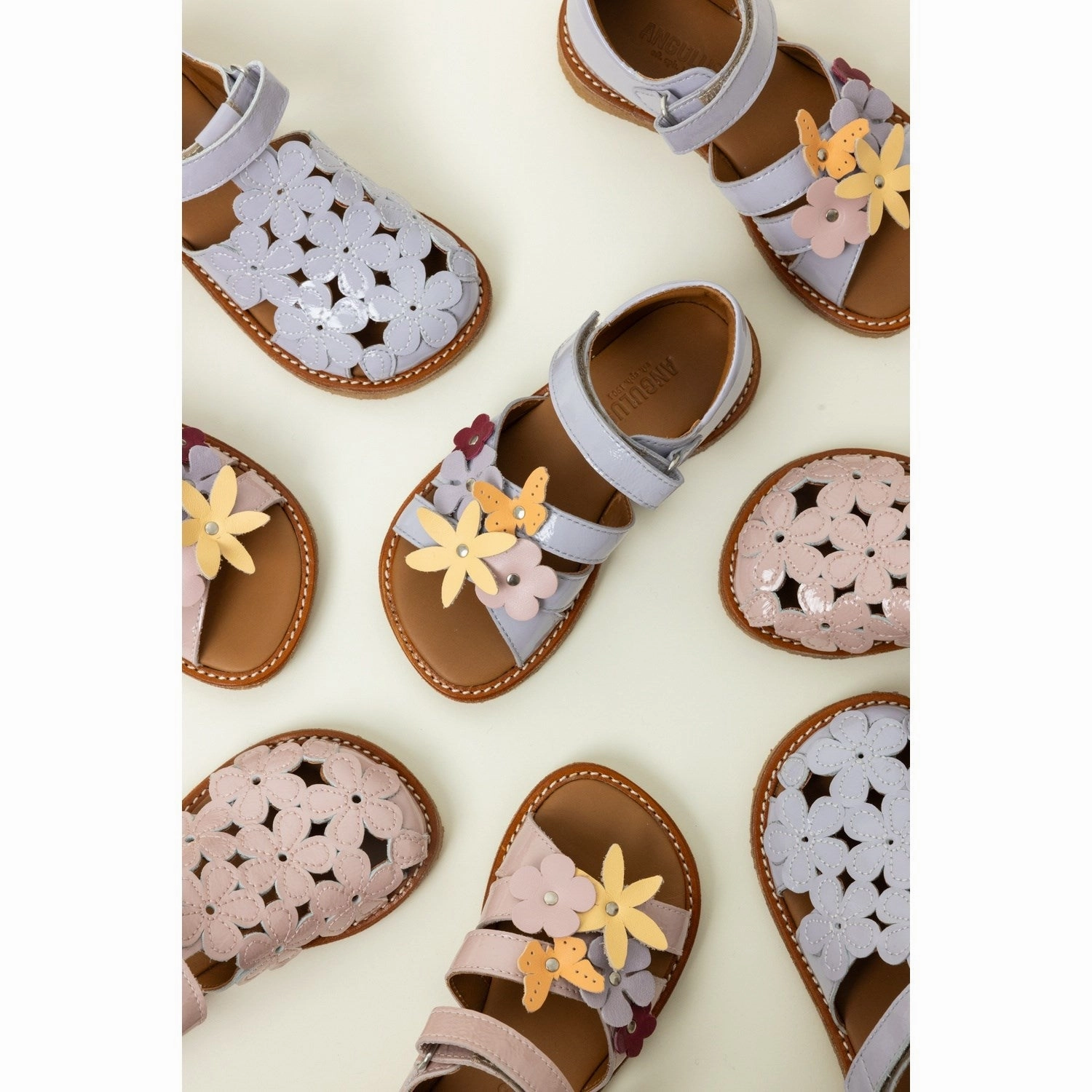 Mules Angulus Rosebud Sandal Med Blomsterdetaljer