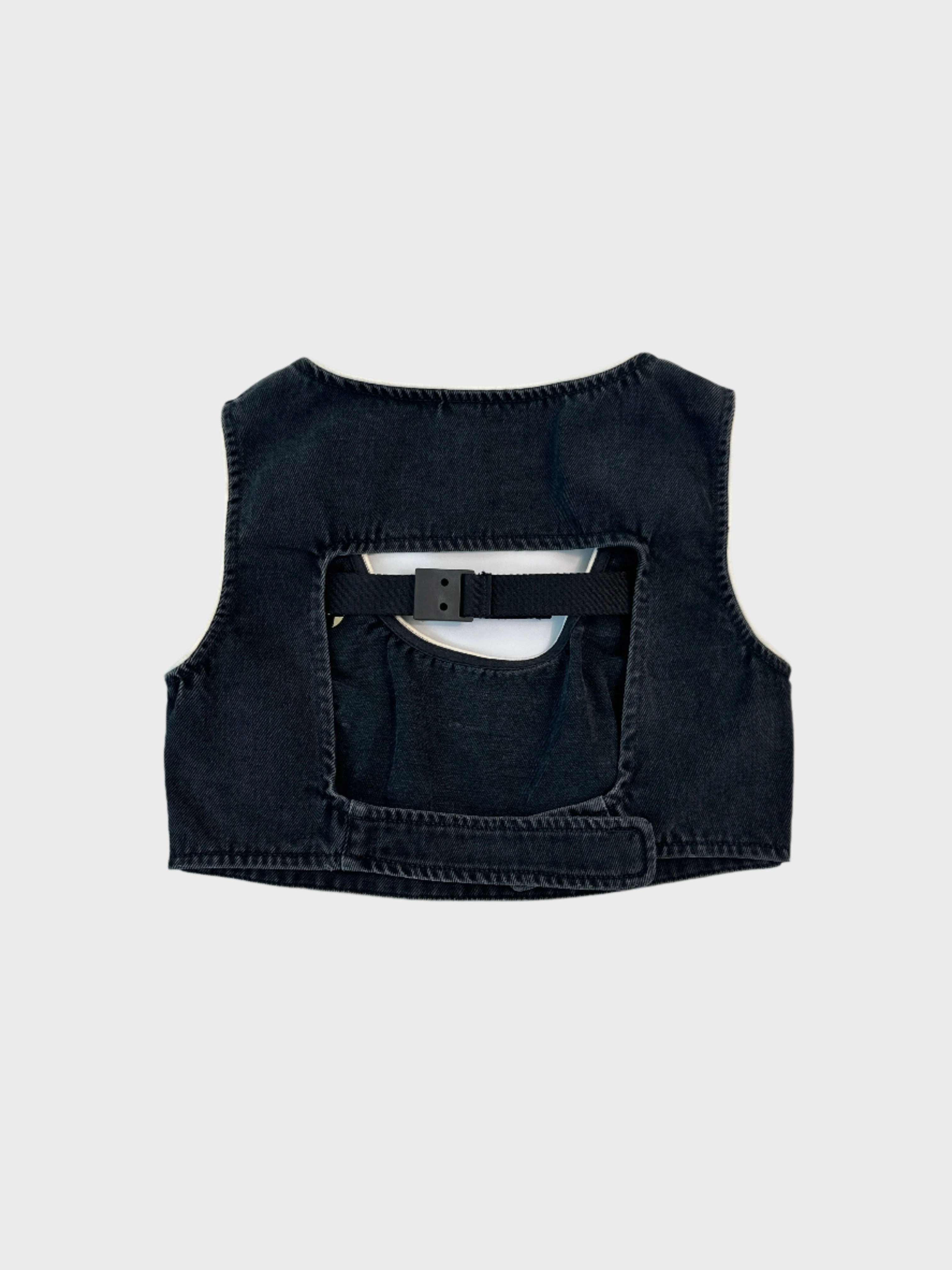 new arrival on cloud shoes new arrival charles and keith bag Top In Denim Nero Con Chiusura A Fibbia