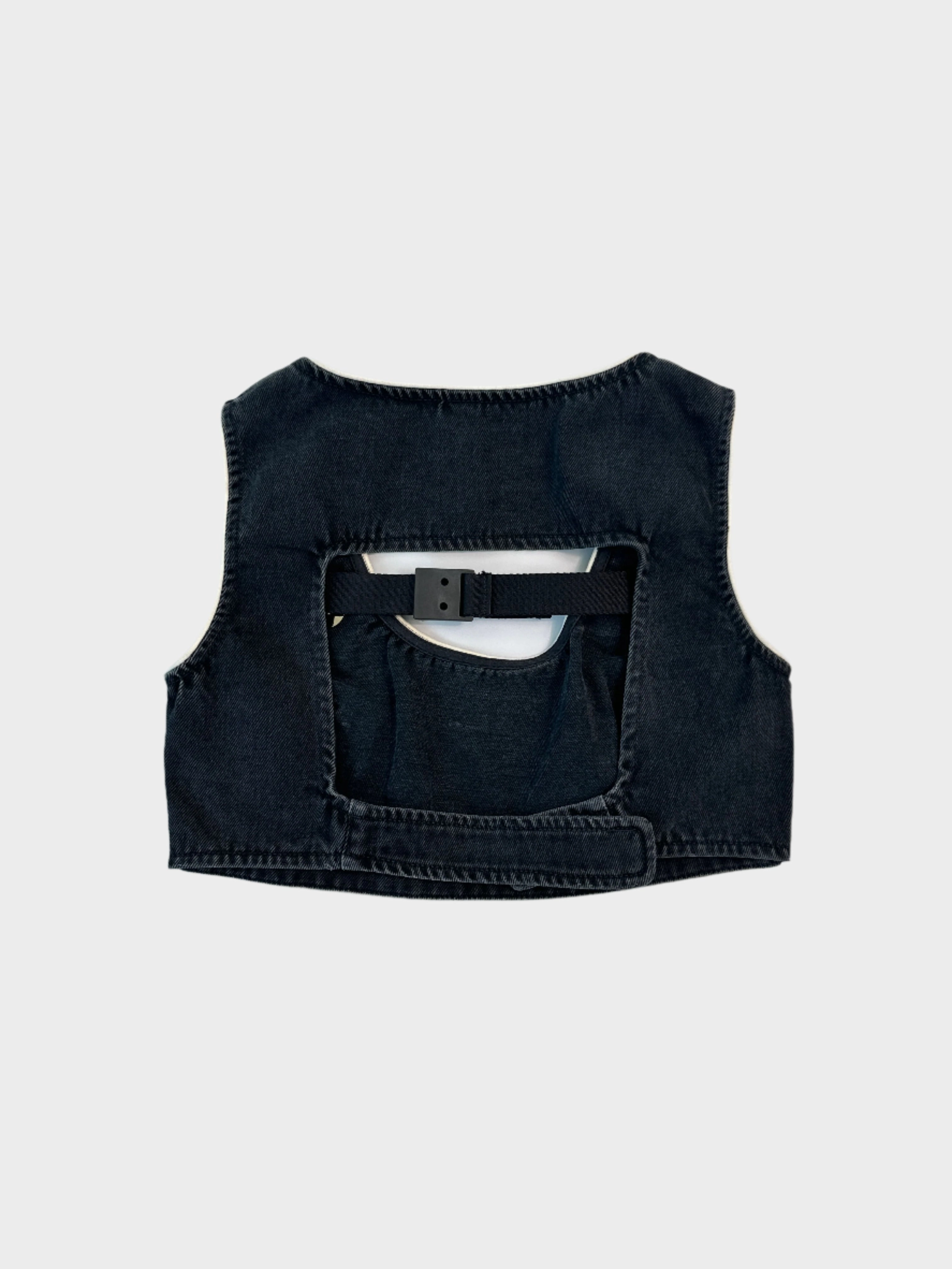 new arrival on cloud shoes new arrival charles and keith bag Top In Denim Nero Con Chiusura A Fibbia