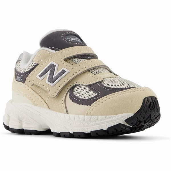 New Balance 2002 Hook & Loop Sneakers Sandstone Trendy shoes