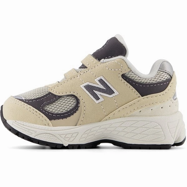 New Balance 2002 Hook & Loop Sneakers Sandstone Trendy shoes