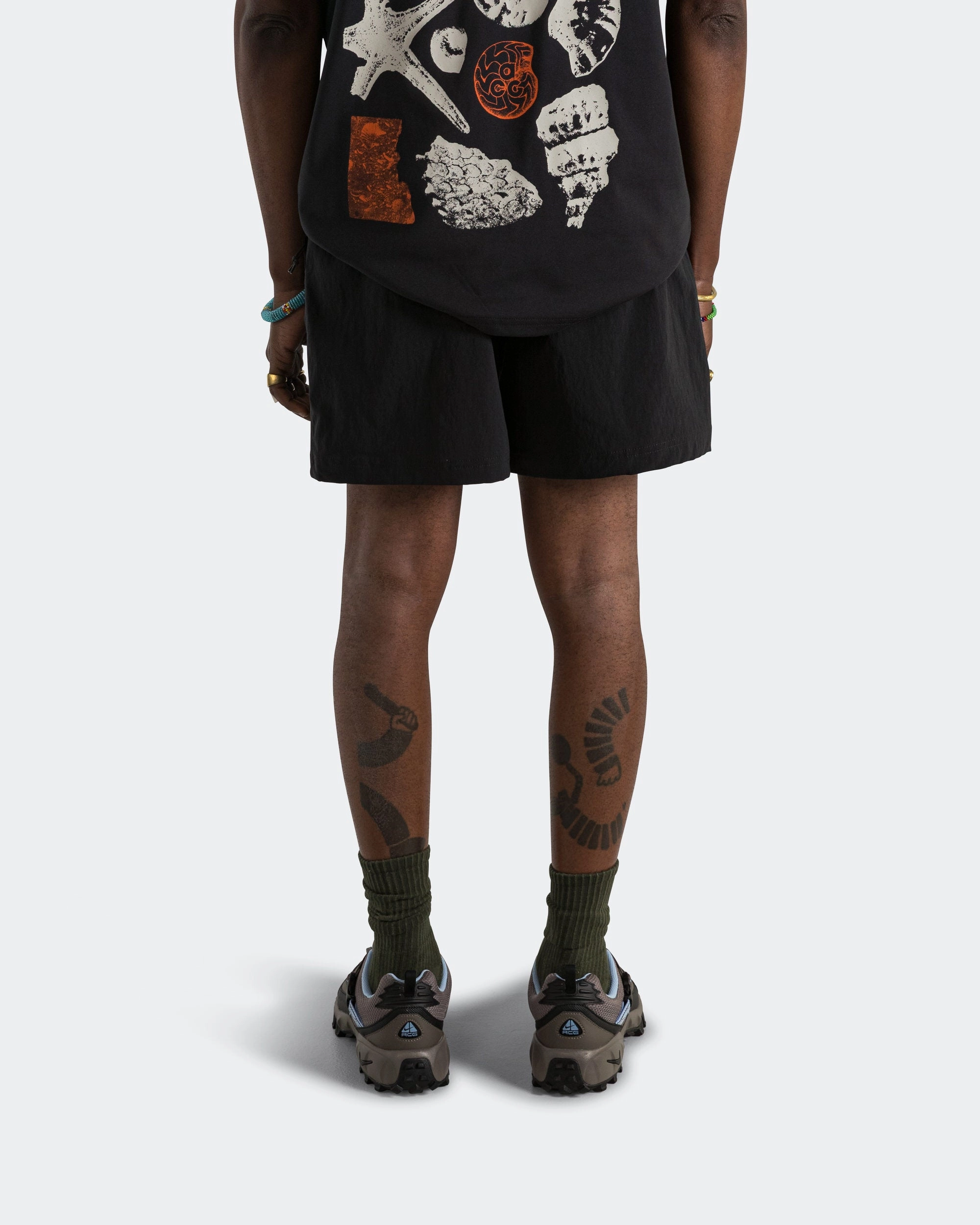 new collection nose pin Hike Short - Black/Anthracite-Summit White
