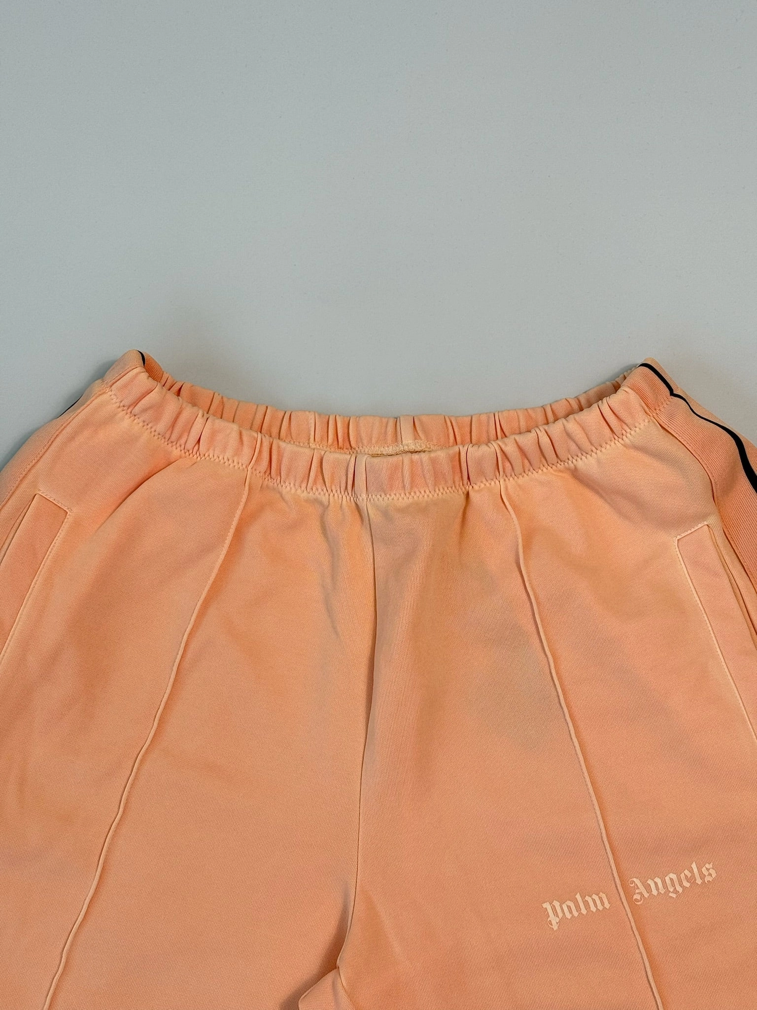 new movie releases this week new collection dress Pantaloncini Track Color Salmone