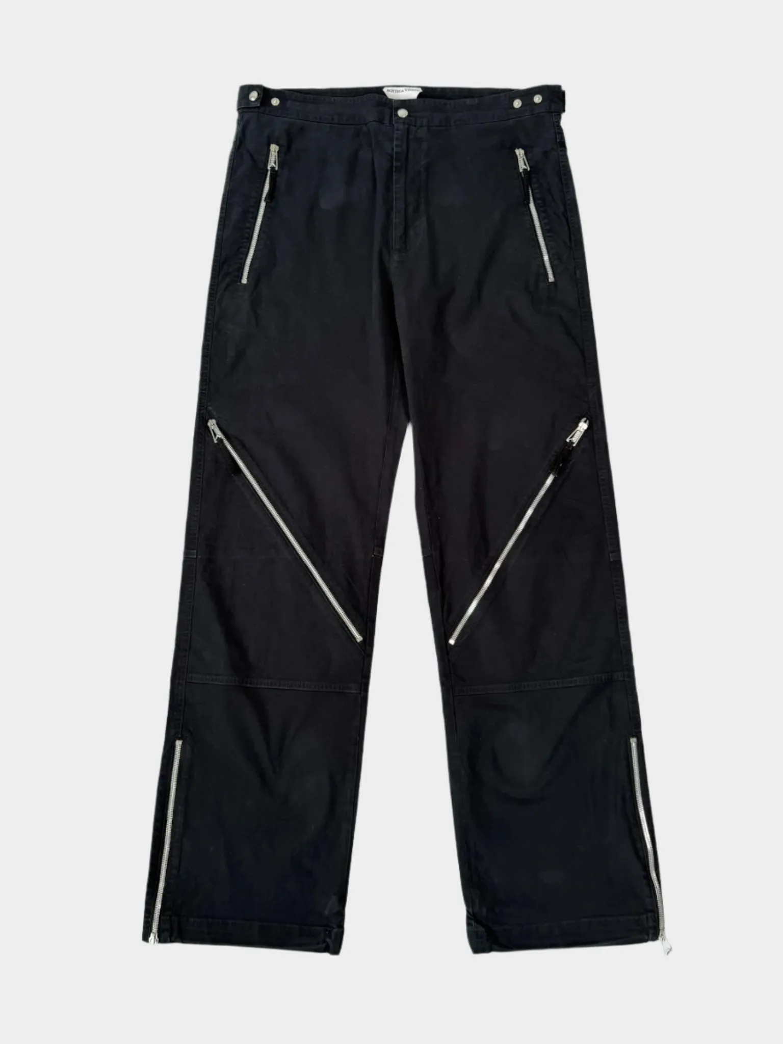 Pantaloni Neri Con Zip Diagonali E Tasche Laterali suruma in new arrivals open now suruma in new arrivals open now queenspark new arrivals tops