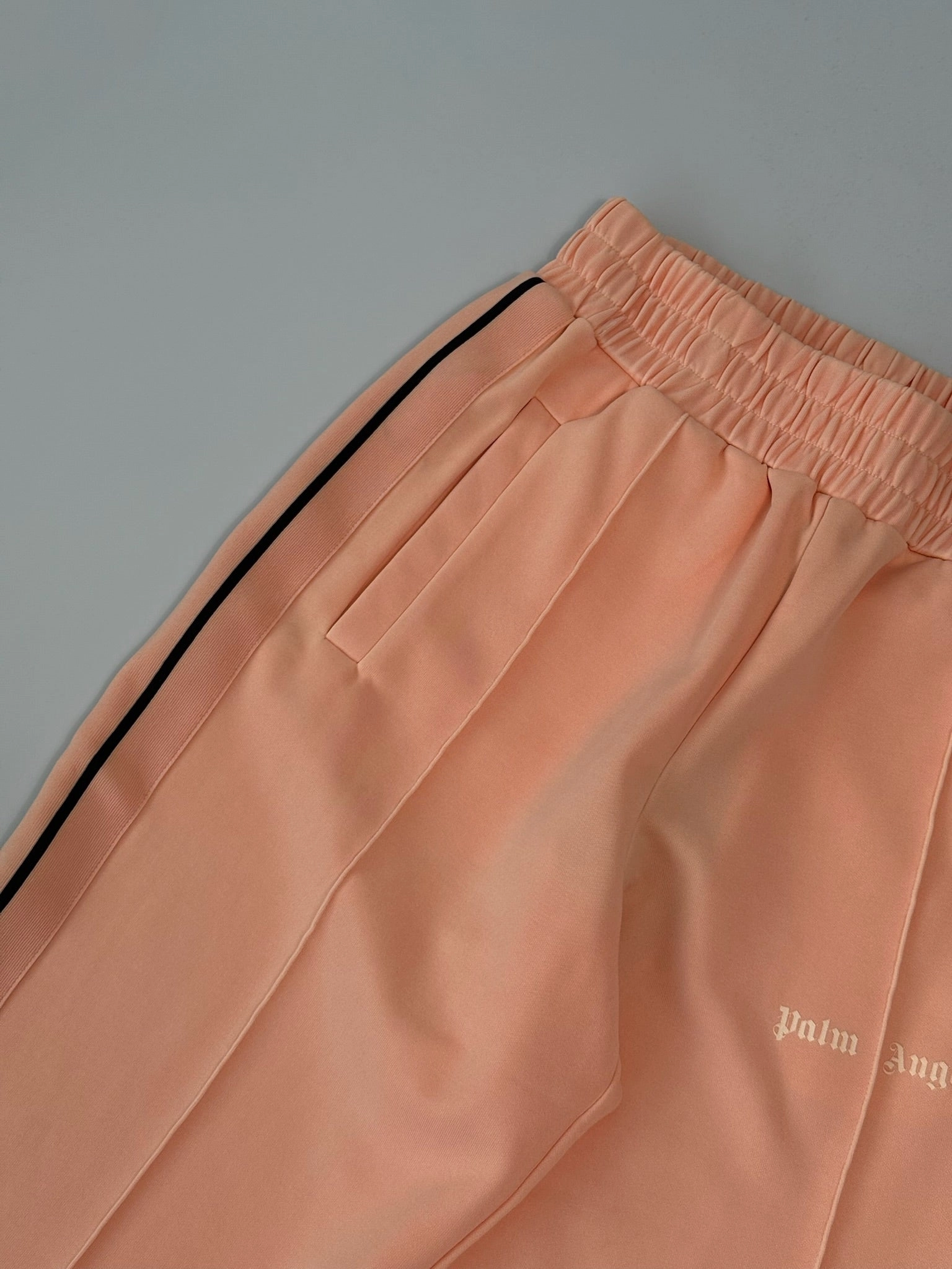 Pantaloni Sportivi Track Fluo Salmone skechers new arrivals for men hoka new arrivals