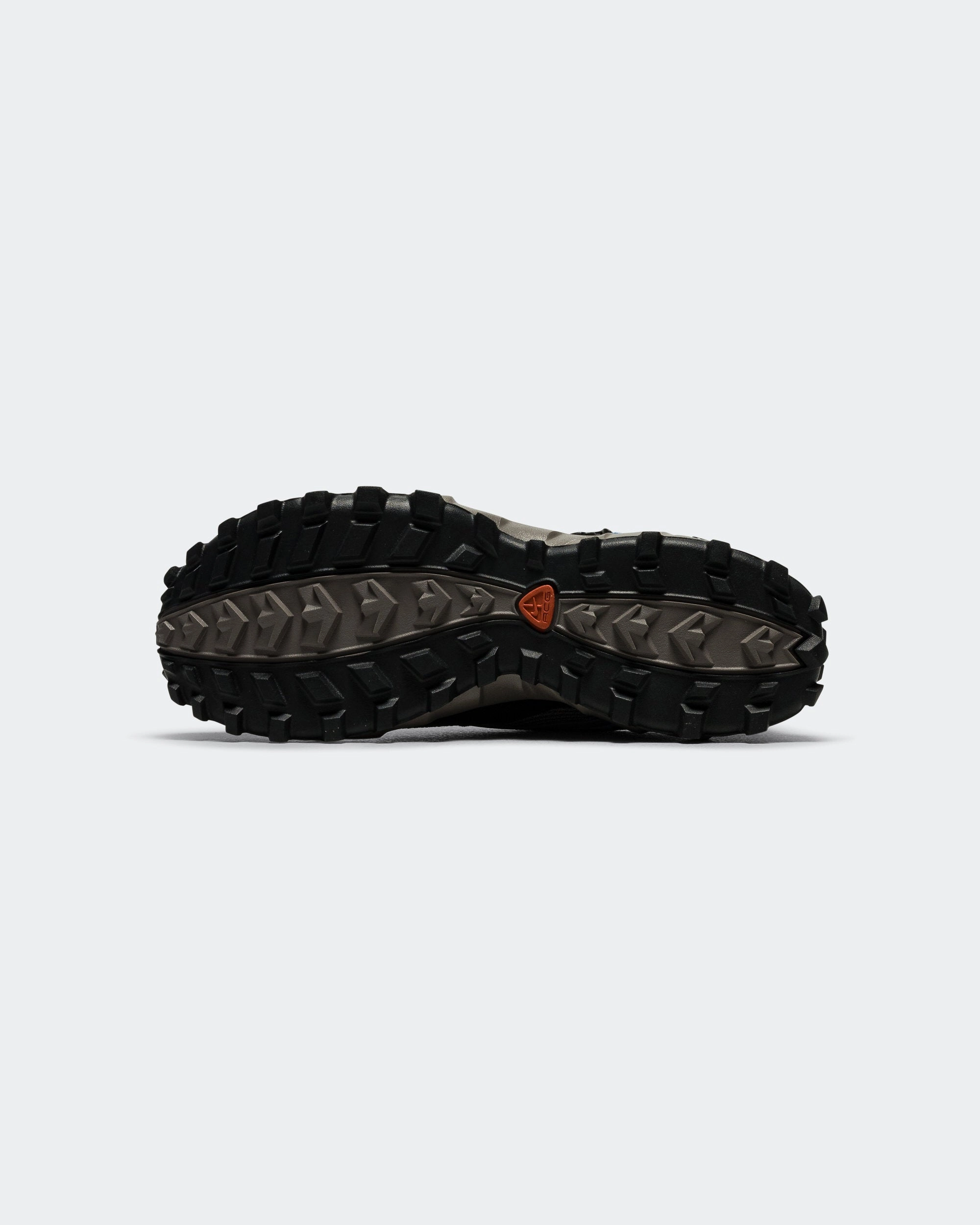 Phassad - Cave Stone/Aluminium-Cave Stone-Black bathu new arrivals