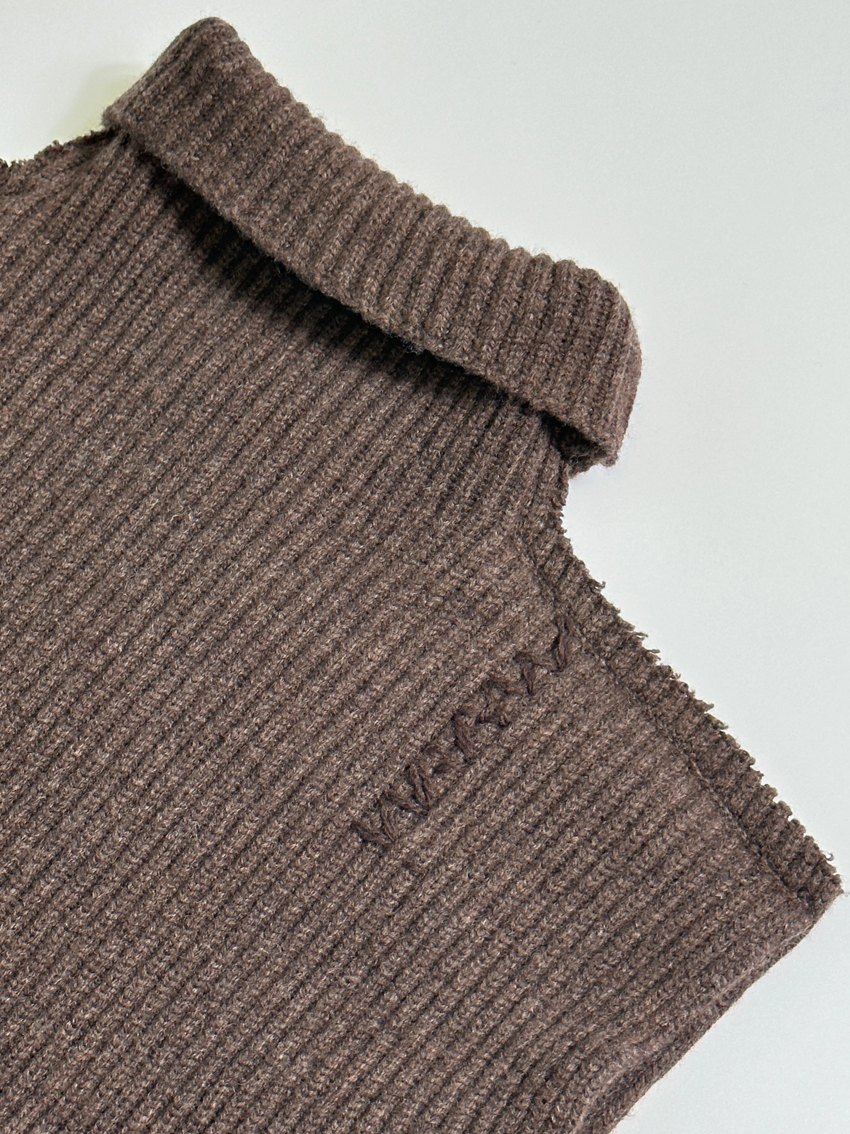 poetry new arrivals ladies Maglione Gilet Marrone In Lana Vergine Con Cucitura A Vista adidas new arrivals